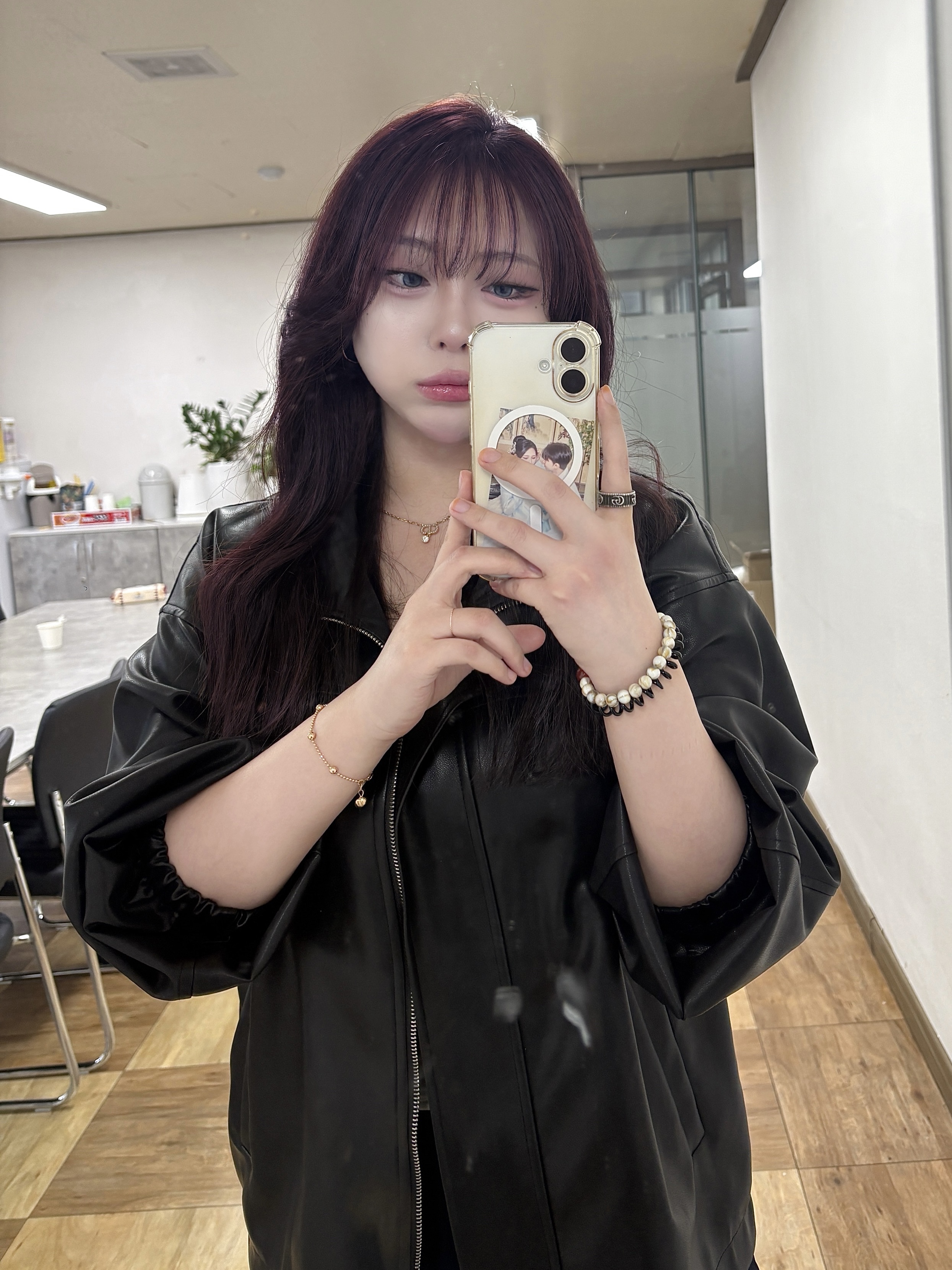 Gucci Ring with Double G Silver 착용 스타일