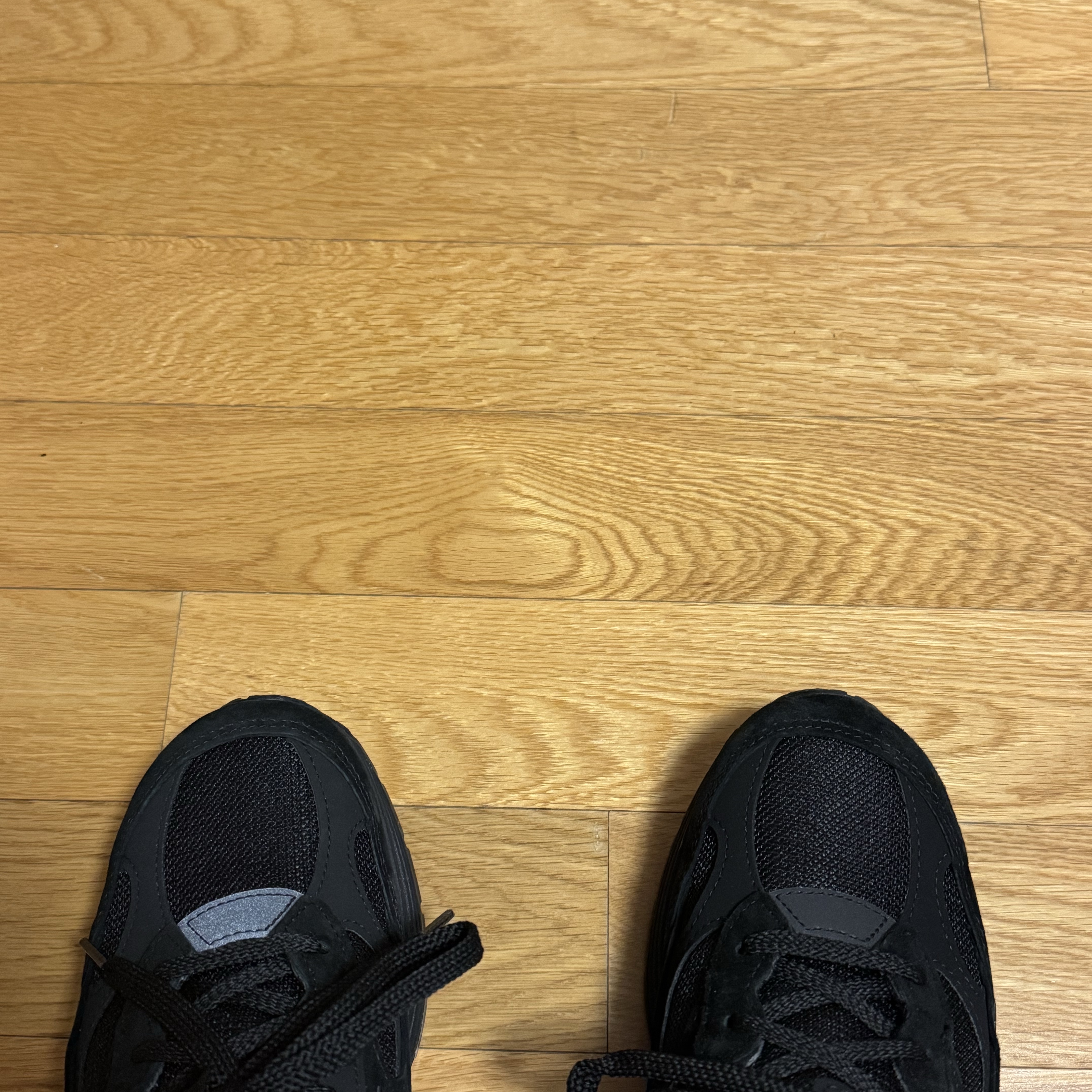 New Balance 992 Made in USA Core Black 착용 스타일 - 1