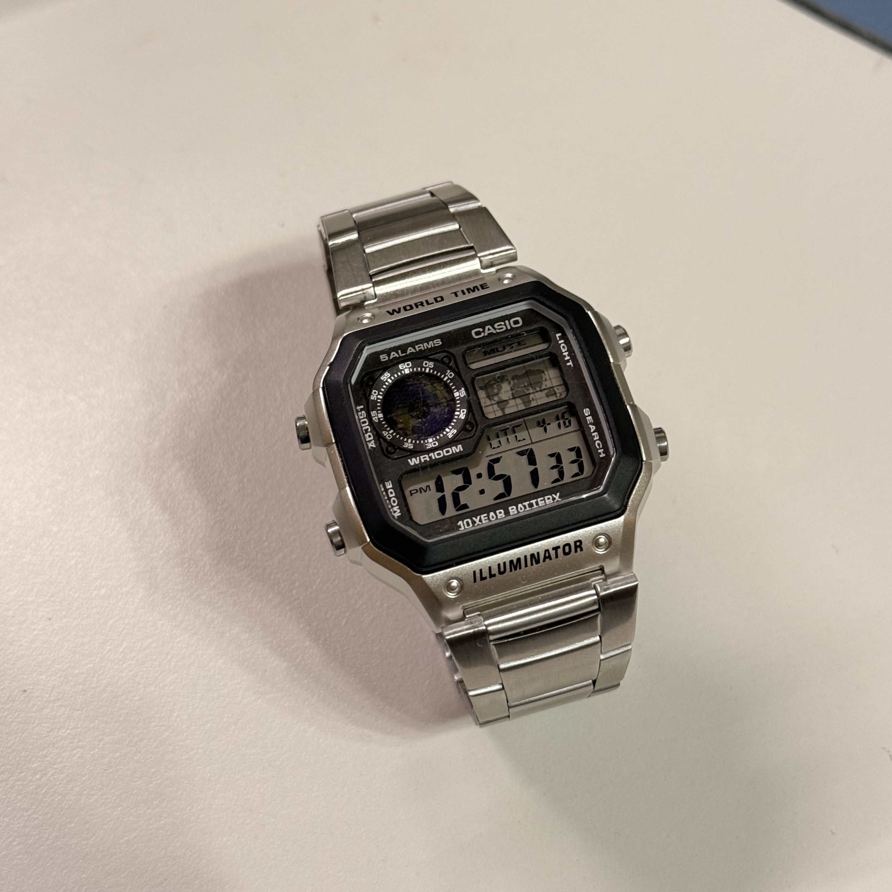 Casio AE-1200WHD-1AV 착용 스타일