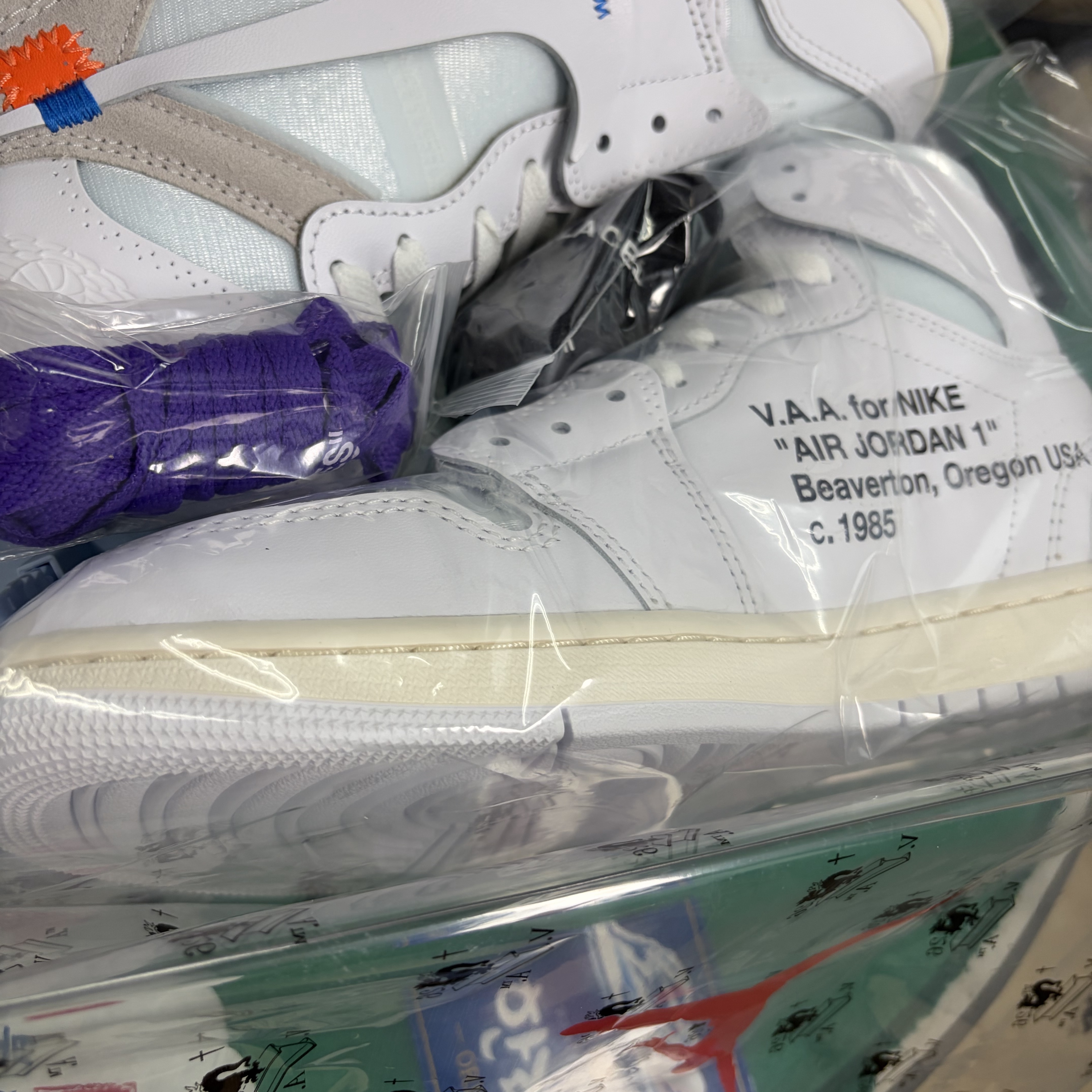 Jordan 1 x Virgil Abloh Archive Retro High Alaska White 착용 스타일 - 6
