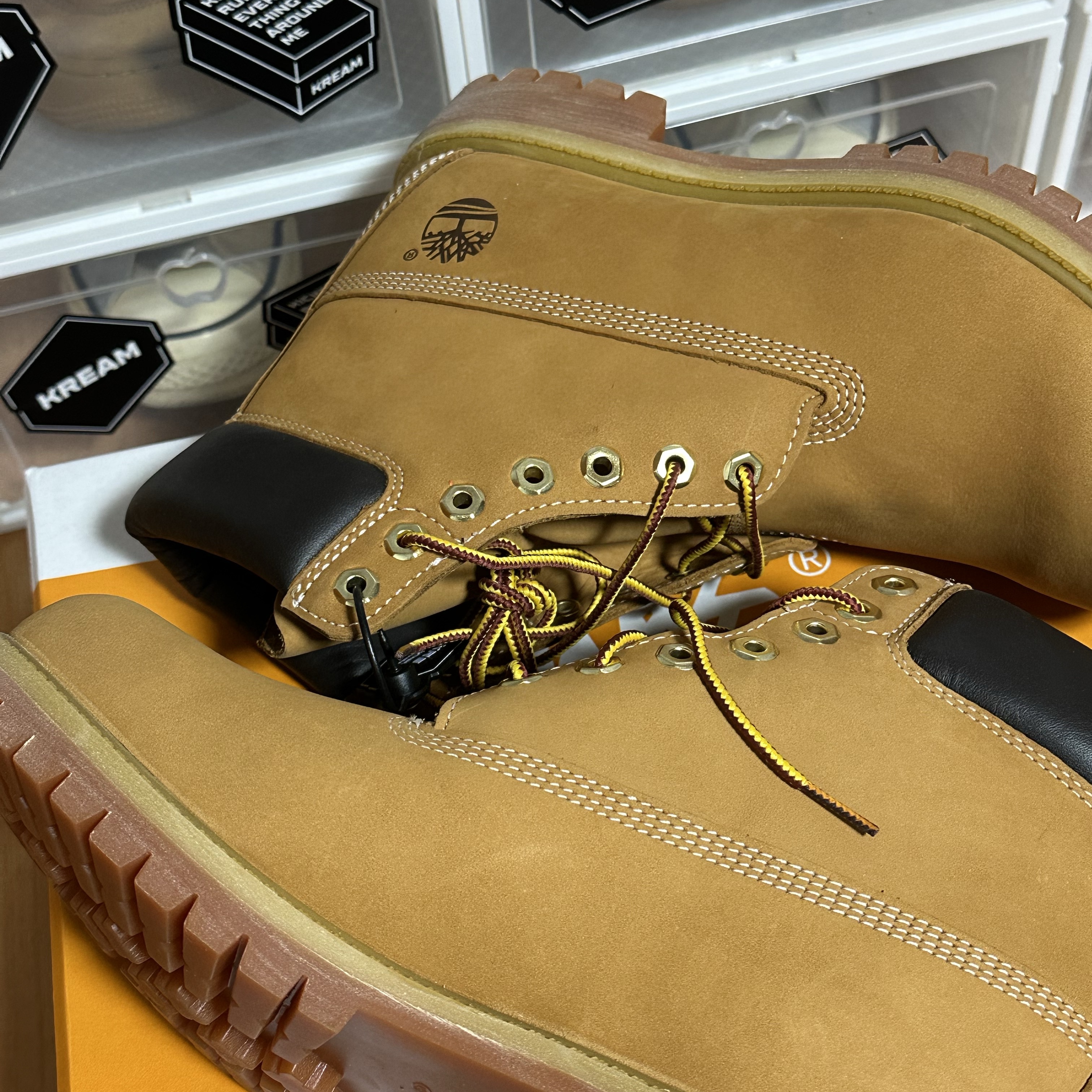 Timberland Premium 6 inch Waterproof Boot Wheat Nubuck - Wide 착용 스타일 - 1