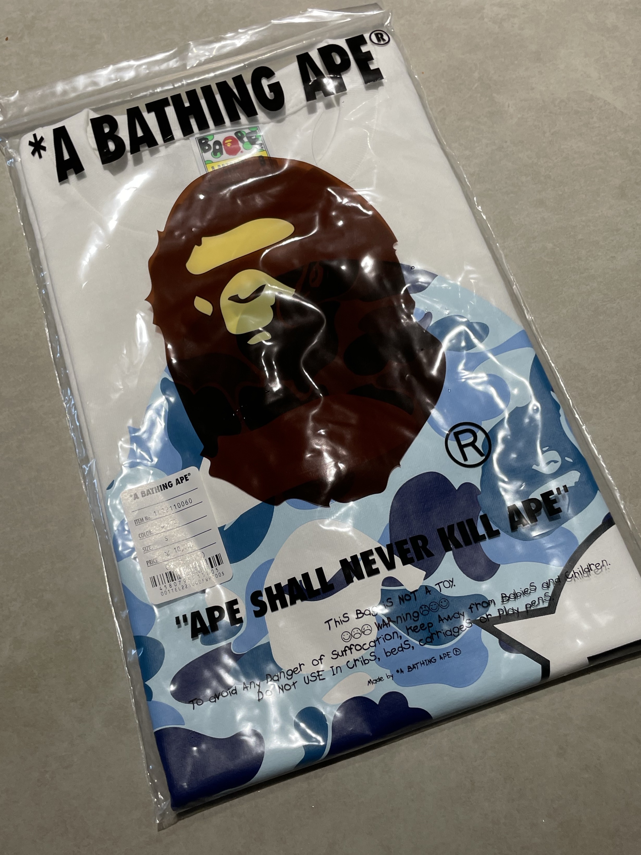 BAPE Japan Big Ape Head T-Shirt White, Nike Air Force 1 '07 Low White 착용 스타일 - 4
