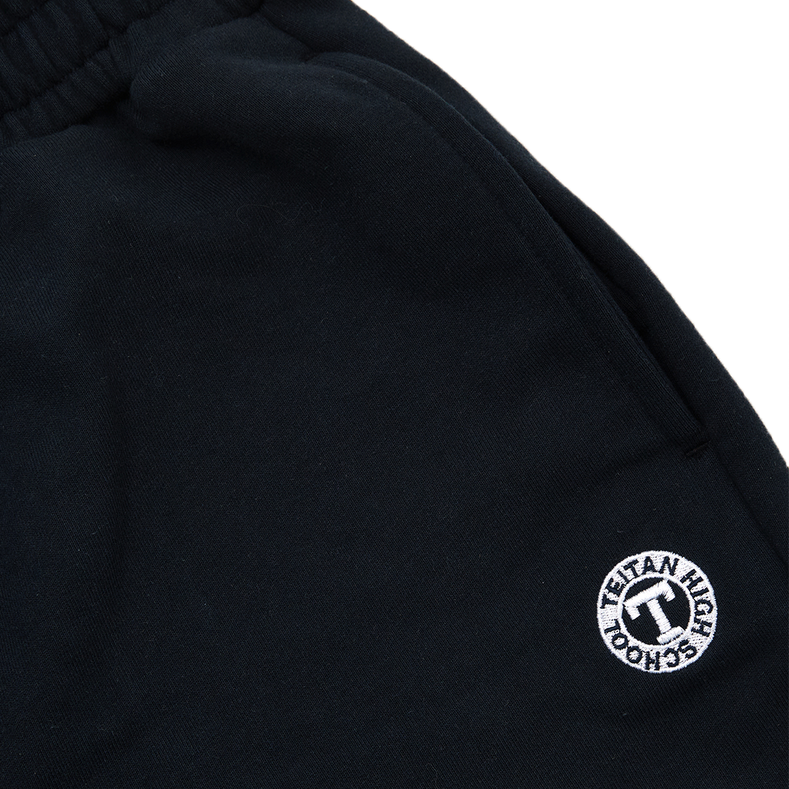 댄꼼마 x 명탐정 코난 테이탄고 자수 트레이닝 반바지(DANCOMMA × Detective Conan Teitan High Embroidered Sweat Shorts) - 3