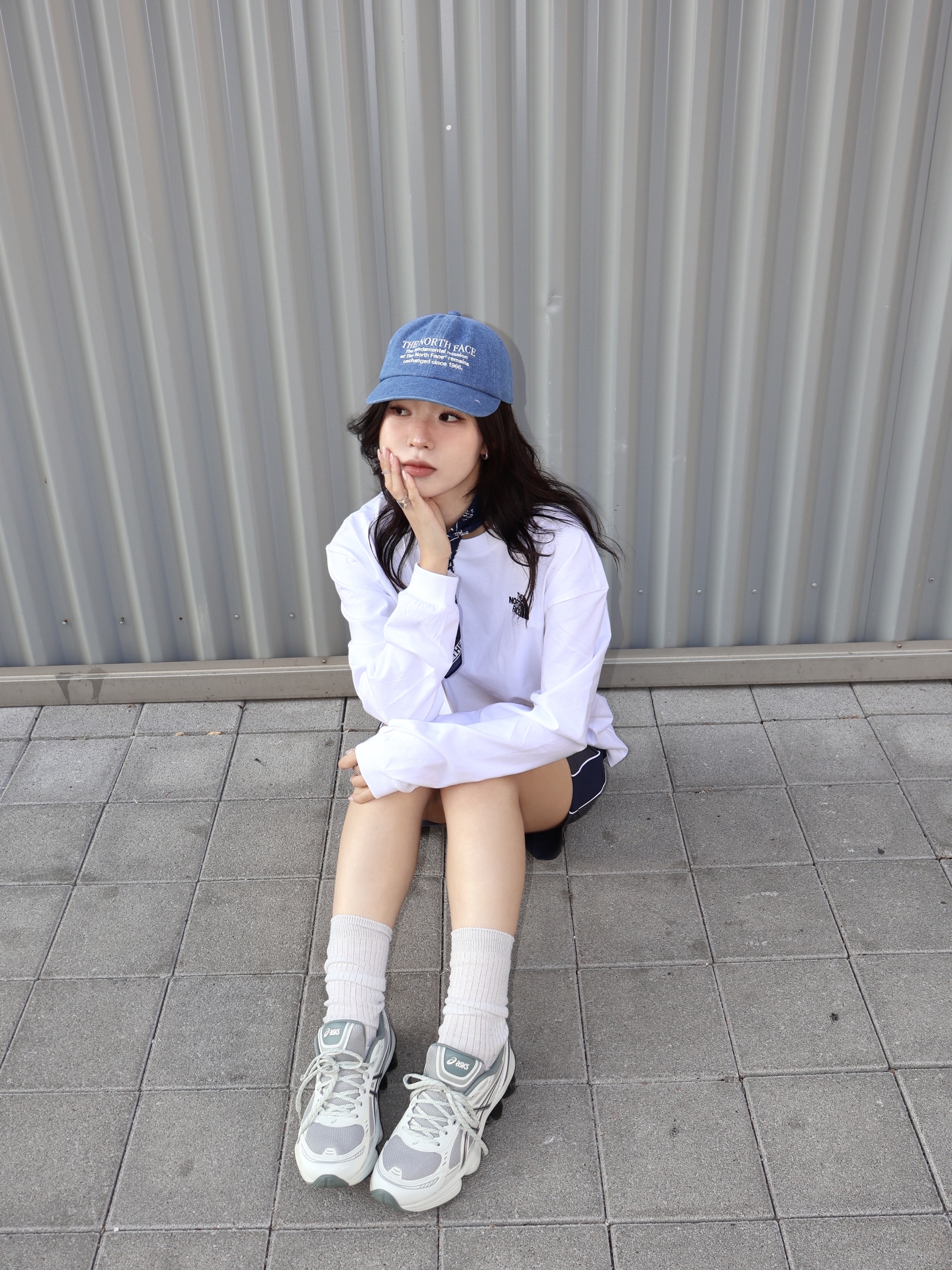 Asics Gel-Kinetic Fluent Seal Grey Pure Silver 착용 스타일