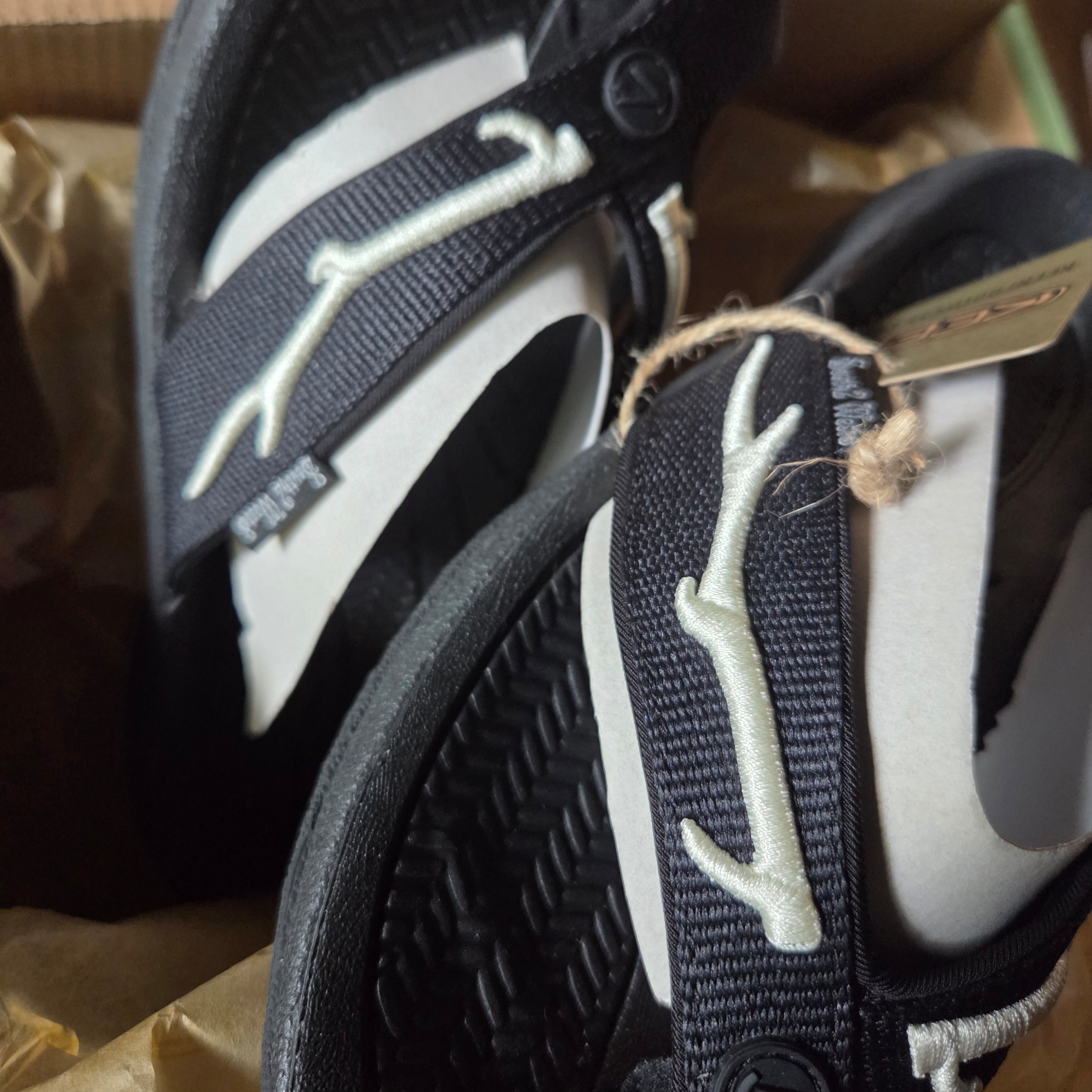 Keen x South2 West8 Waimea H2 Deer Horn Embossed 착용 스타일 - 2