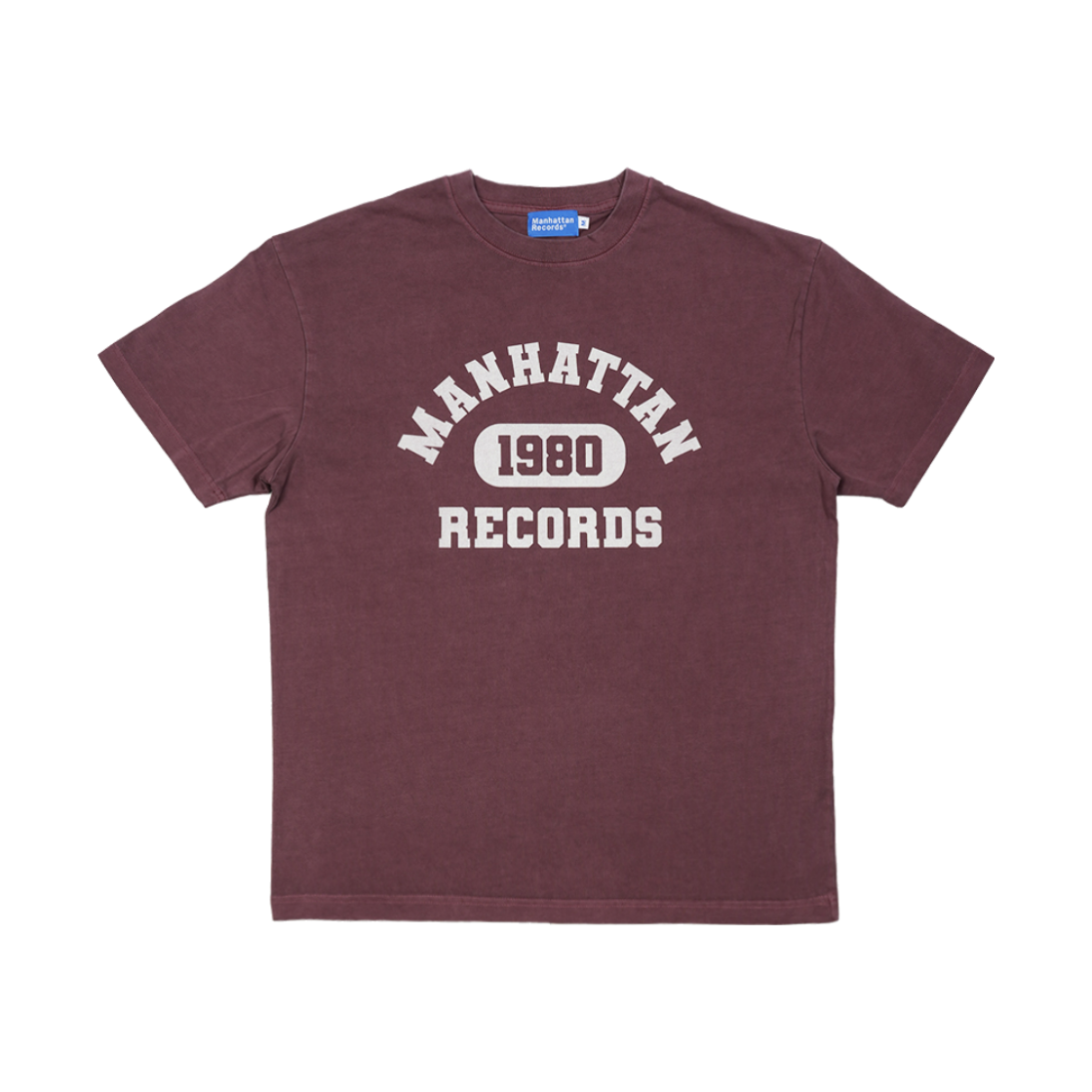 맨하탄 레코즈 피그먼트 컬리지 로고 티 - 레드(Manhattan Records Pigment College Logo Tee - Red)