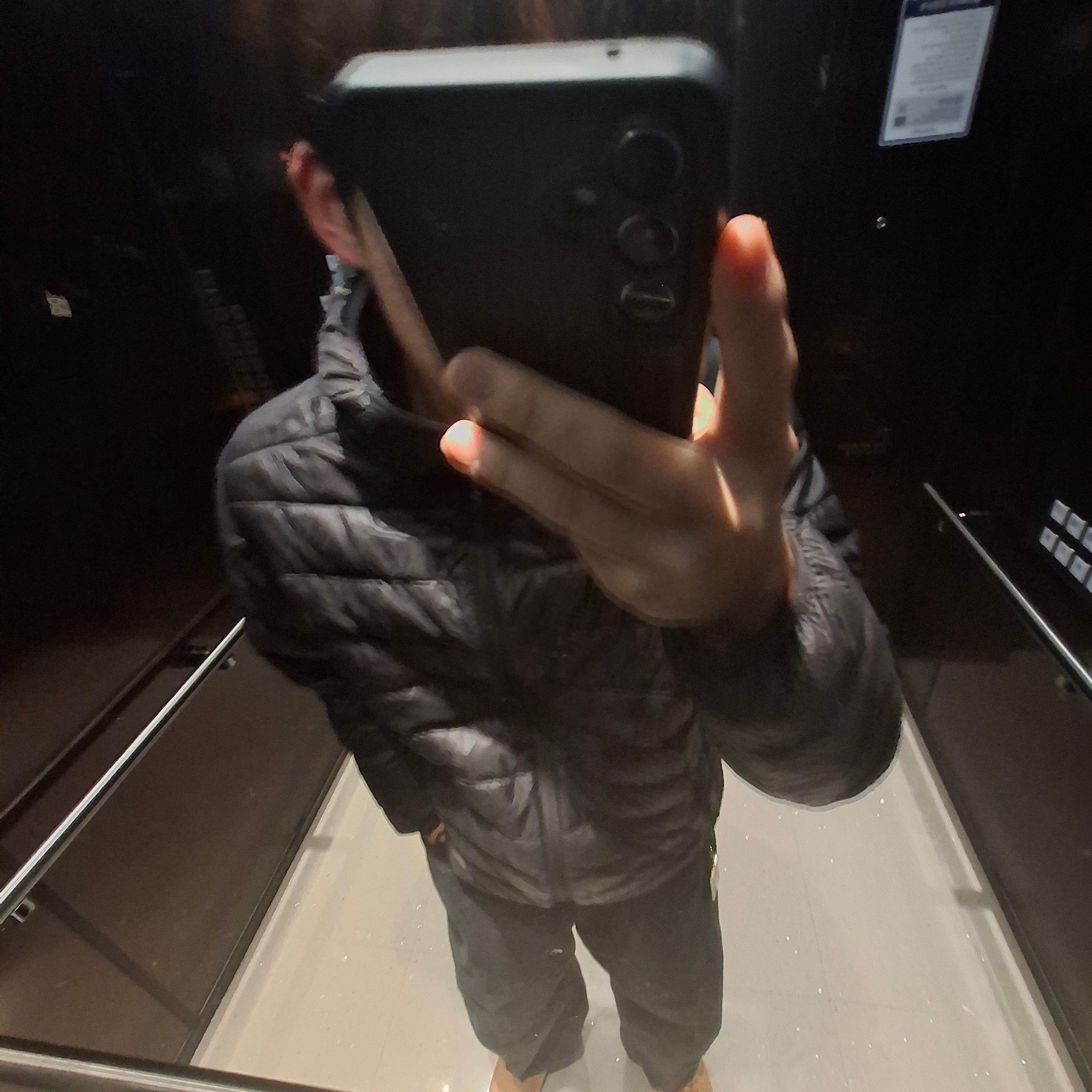 Spao Thin-Light Hooded Jacket Black, Nike Air Force 1 '07 WB Flax 착용 스타일