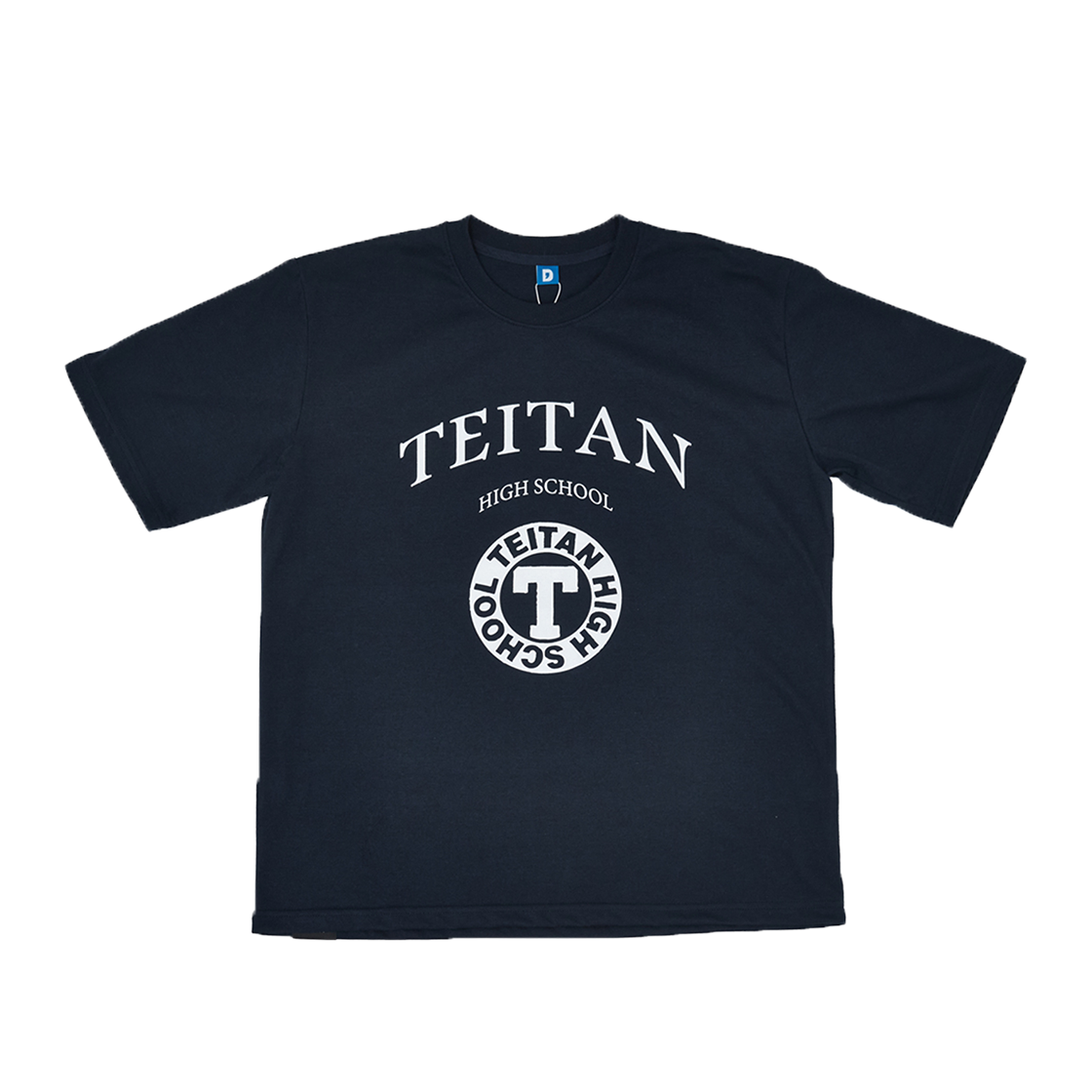 댄꼼마 x 명탐정 코난 테이탄고 그래픽 반팔 티셔츠(DANCOMMA × Detective Conan Teitan High Graphic Short Sleeve T-Shirt)