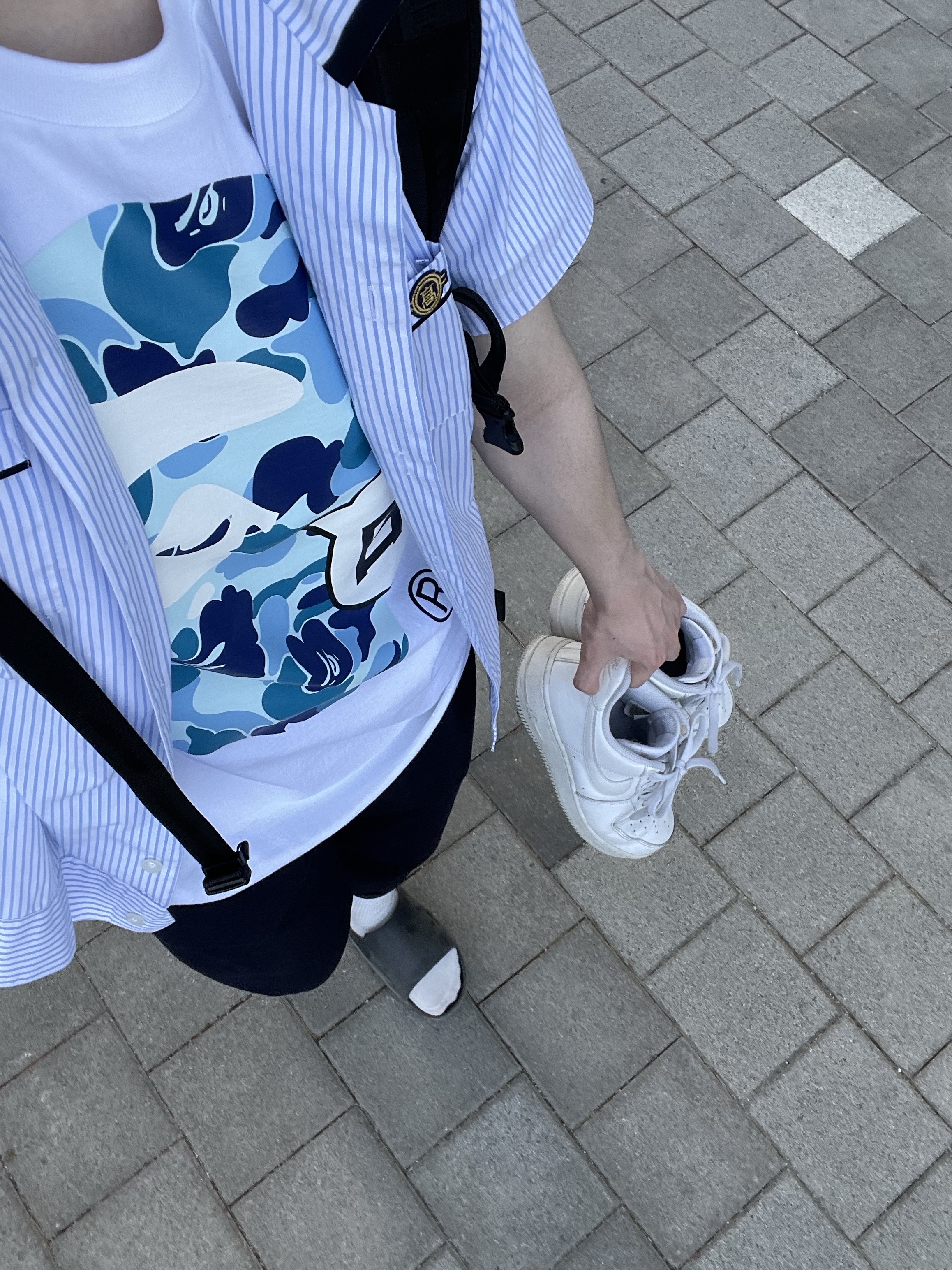 BAPE Japan Big Ape Head T-Shirt White, Nike Air Force 1 '07 Low White 착용 스타일 - 1