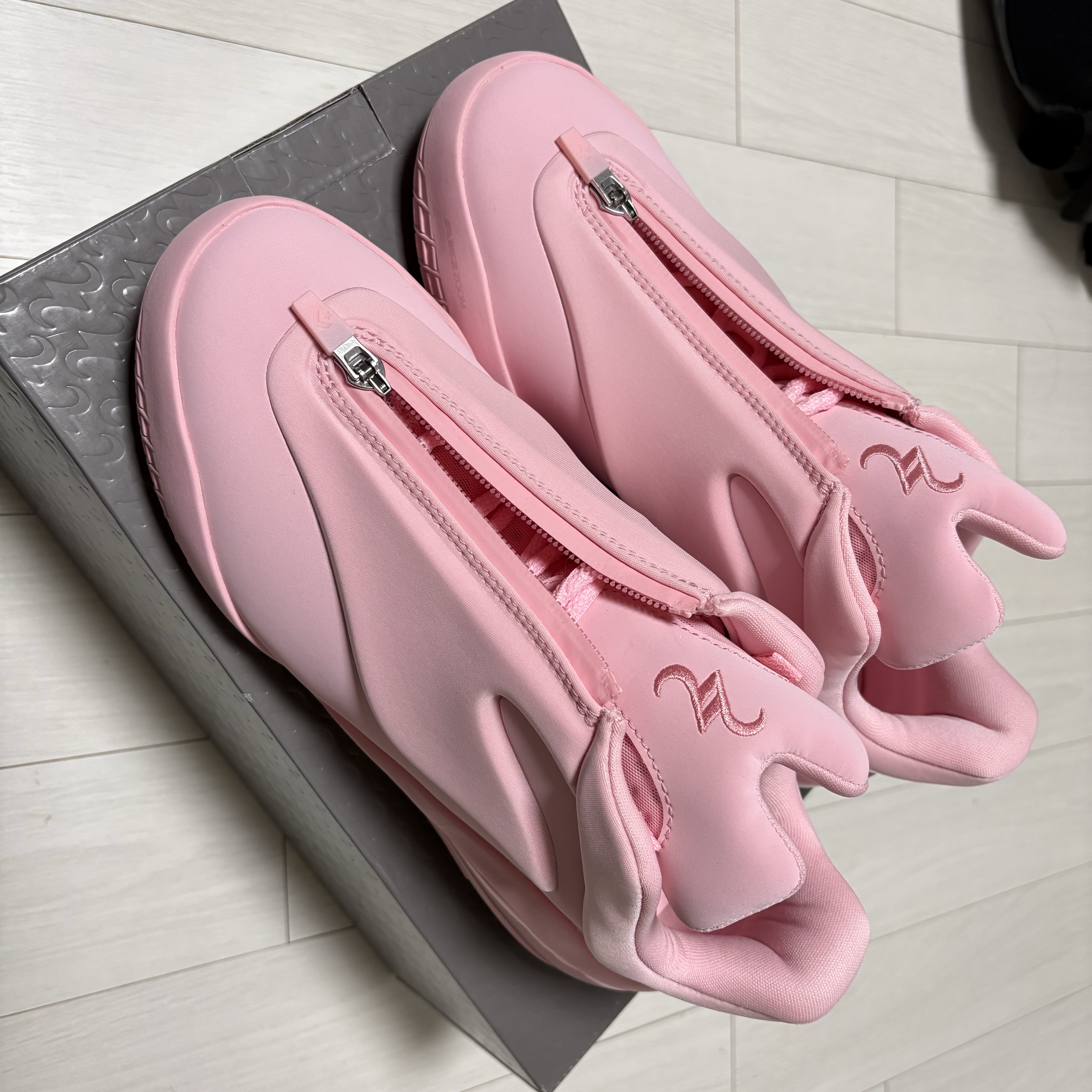 Converse x Shai 001 Blush, Converse x Shai 001 Masi Blue 착용 스타일 - 2