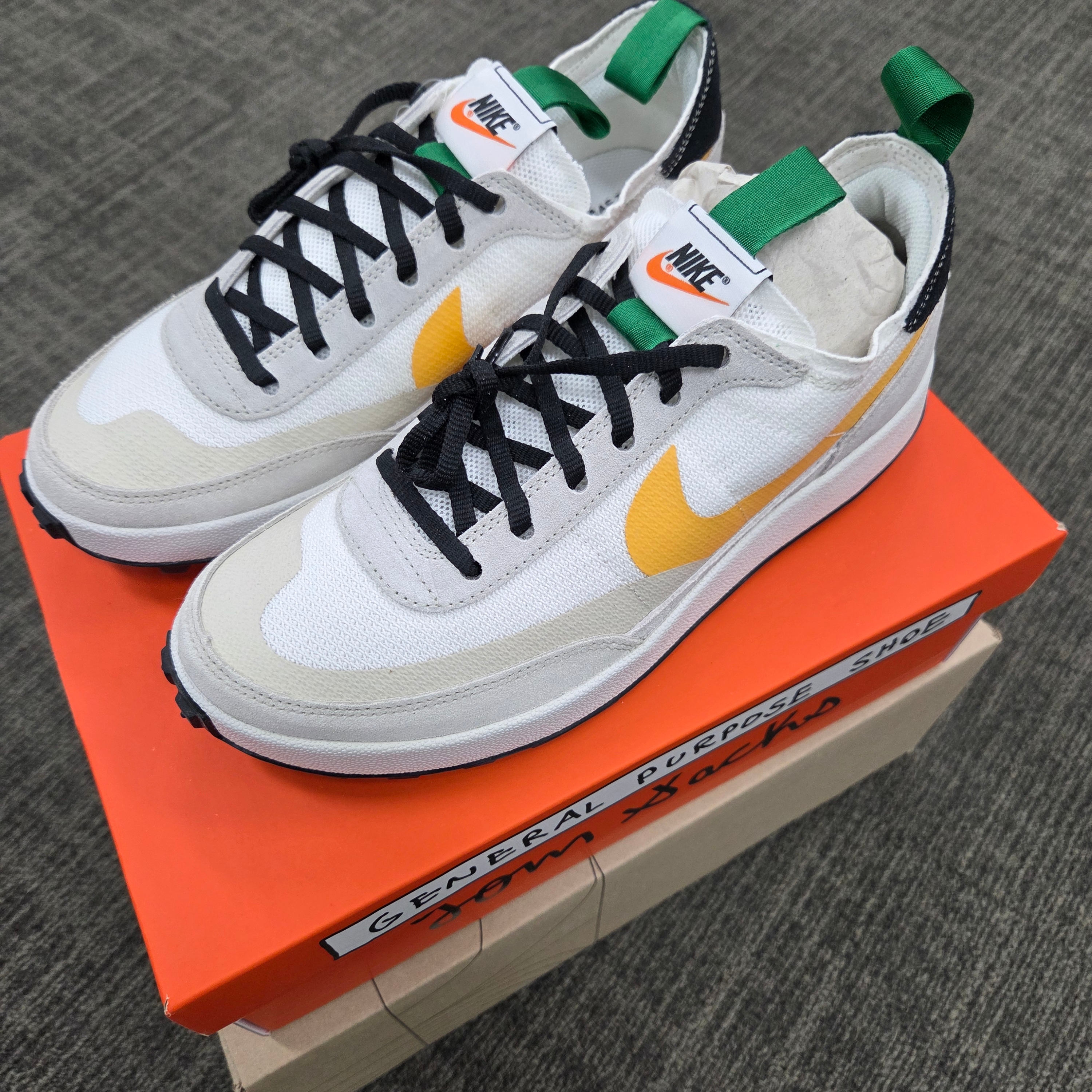 Nike x Tom Sachs General Purpose Shoe Pine Green University Gold 착용 스타일 - 1