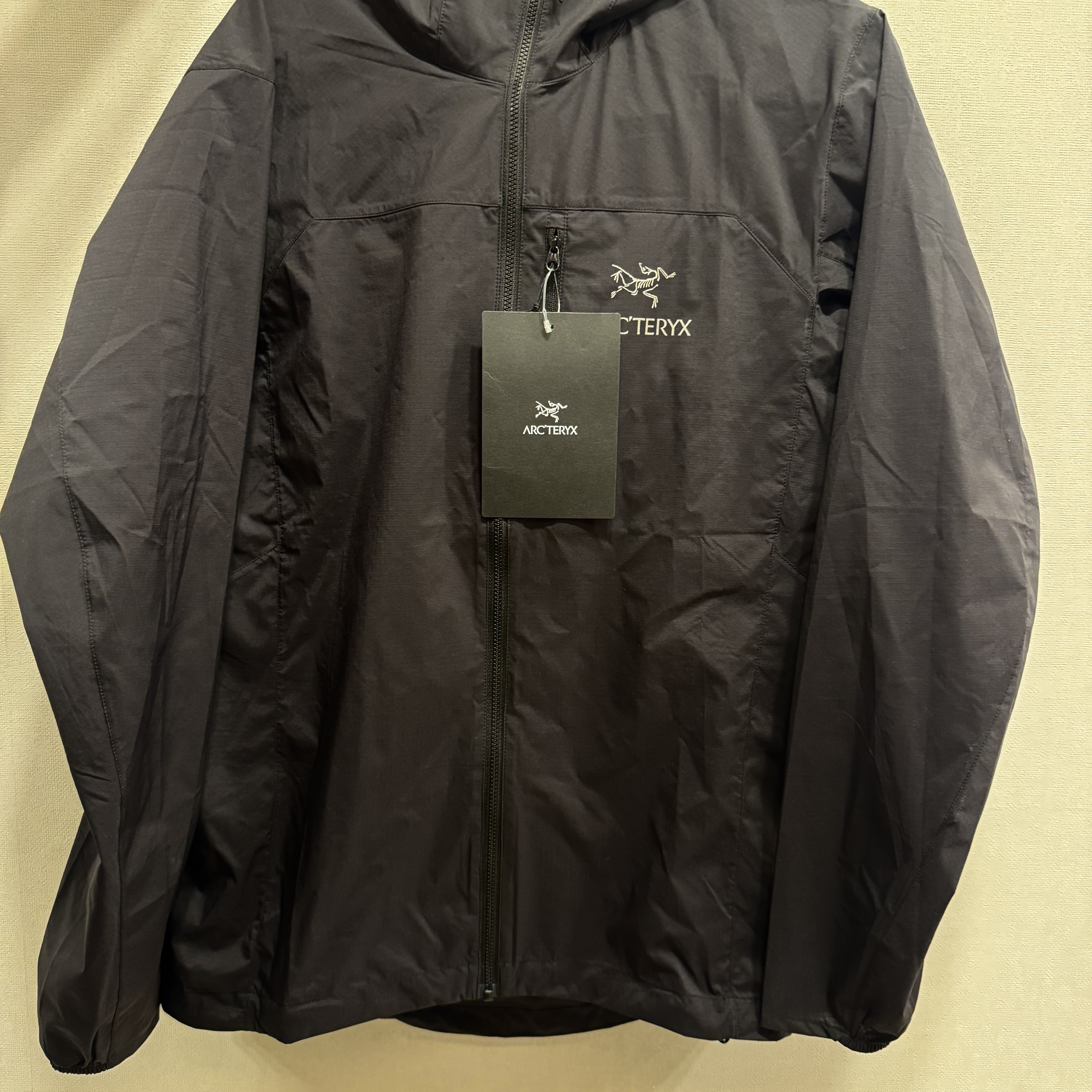 Arc'teryx Squamish Hoody Black 착용 스타일 - 1