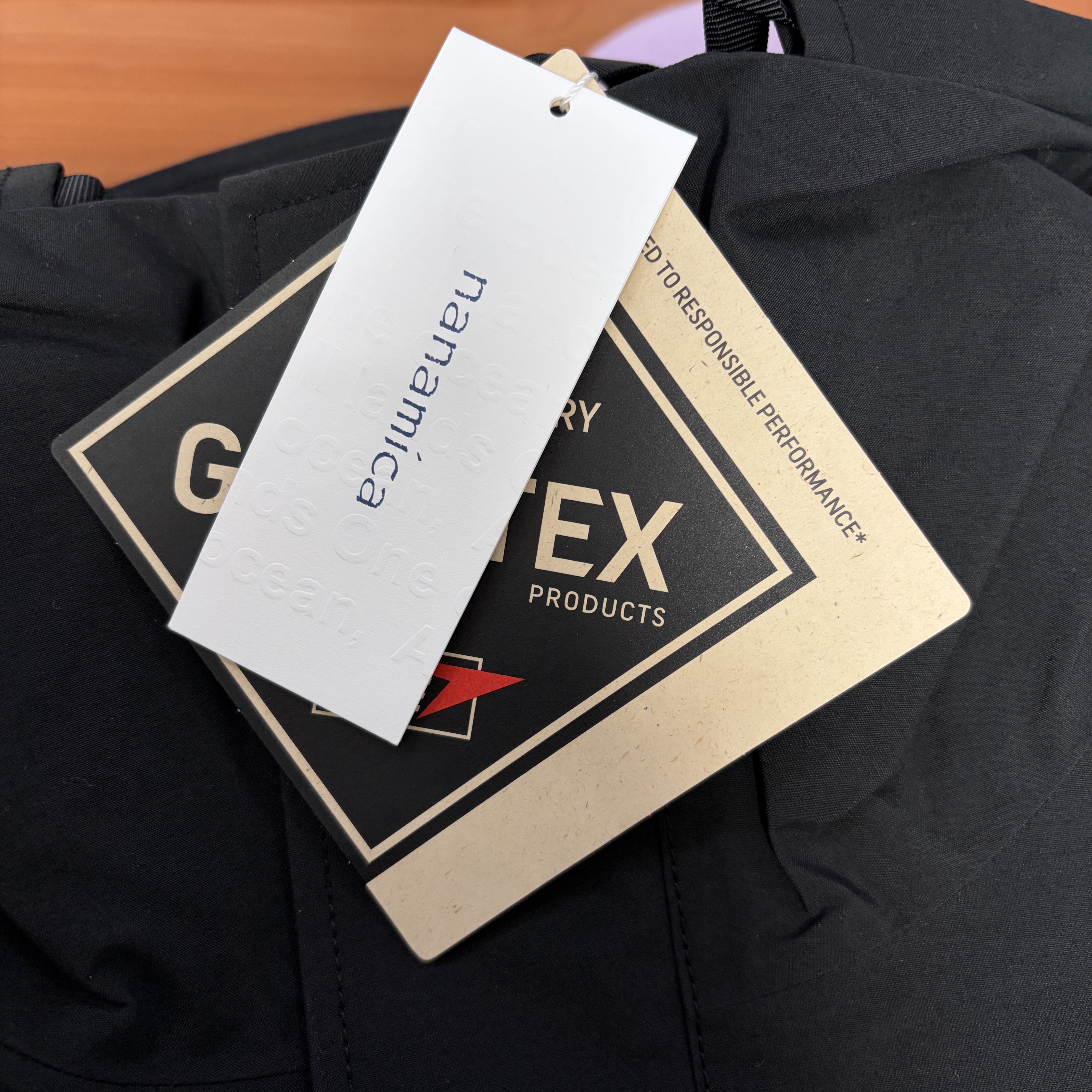 Nanamica 2L Nylon Gore-Tex Cruiser Jacket Black 착용 스타일