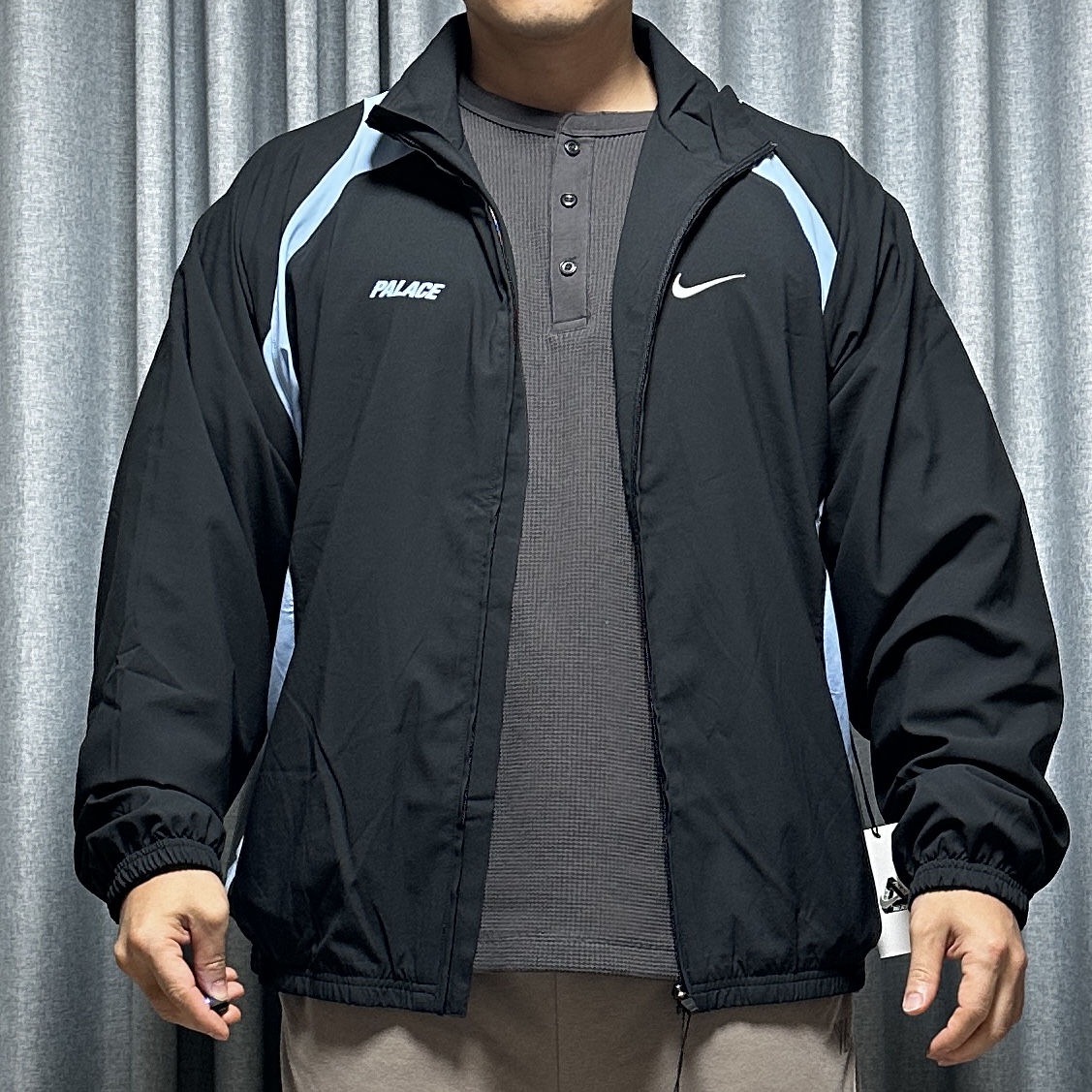 Palace x Nike Track Jacket Black - 26SS 착용 스타일 - 7
