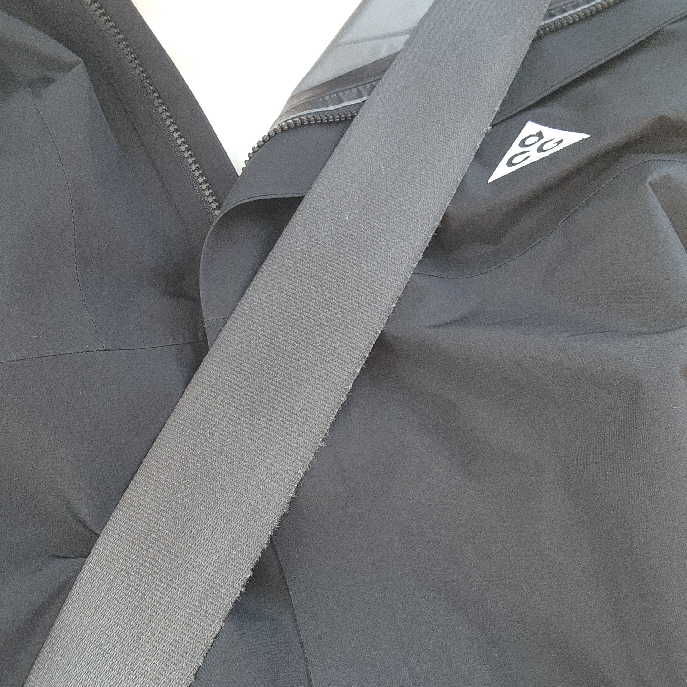 Nike ACG Storm-Fit ADV Cascade Rains Full Zip Jacket Black - Asia 착용 스타일