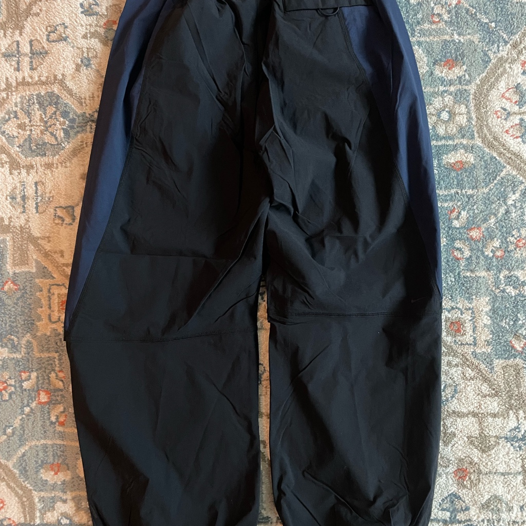 Nike Tech Dri-Fit Woven Colour Block Oversized Trousers Black Obsidian - Asia 착용 스타일 - 1