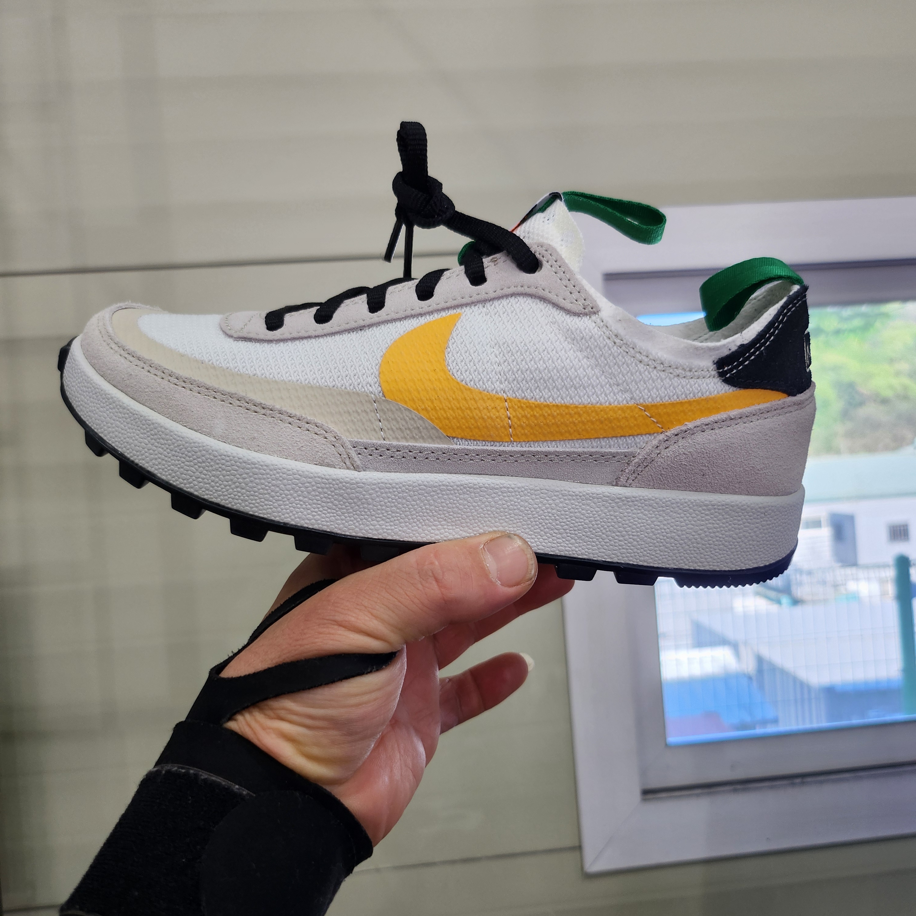 Nike x Tom Sachs General Purpose Shoe Pine Green University Gold 착용 스타일 - 1