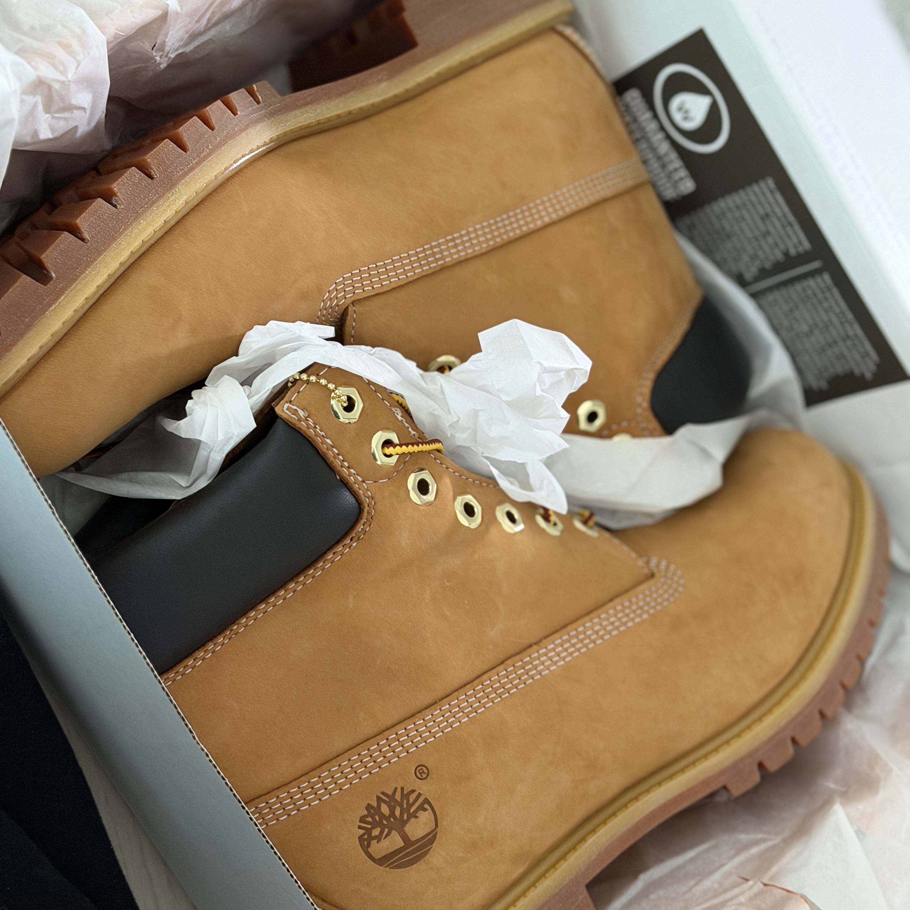 Timberland Premium 6 inch Waterproof Boot Wheat Nubuck - Wide 착용 스타일