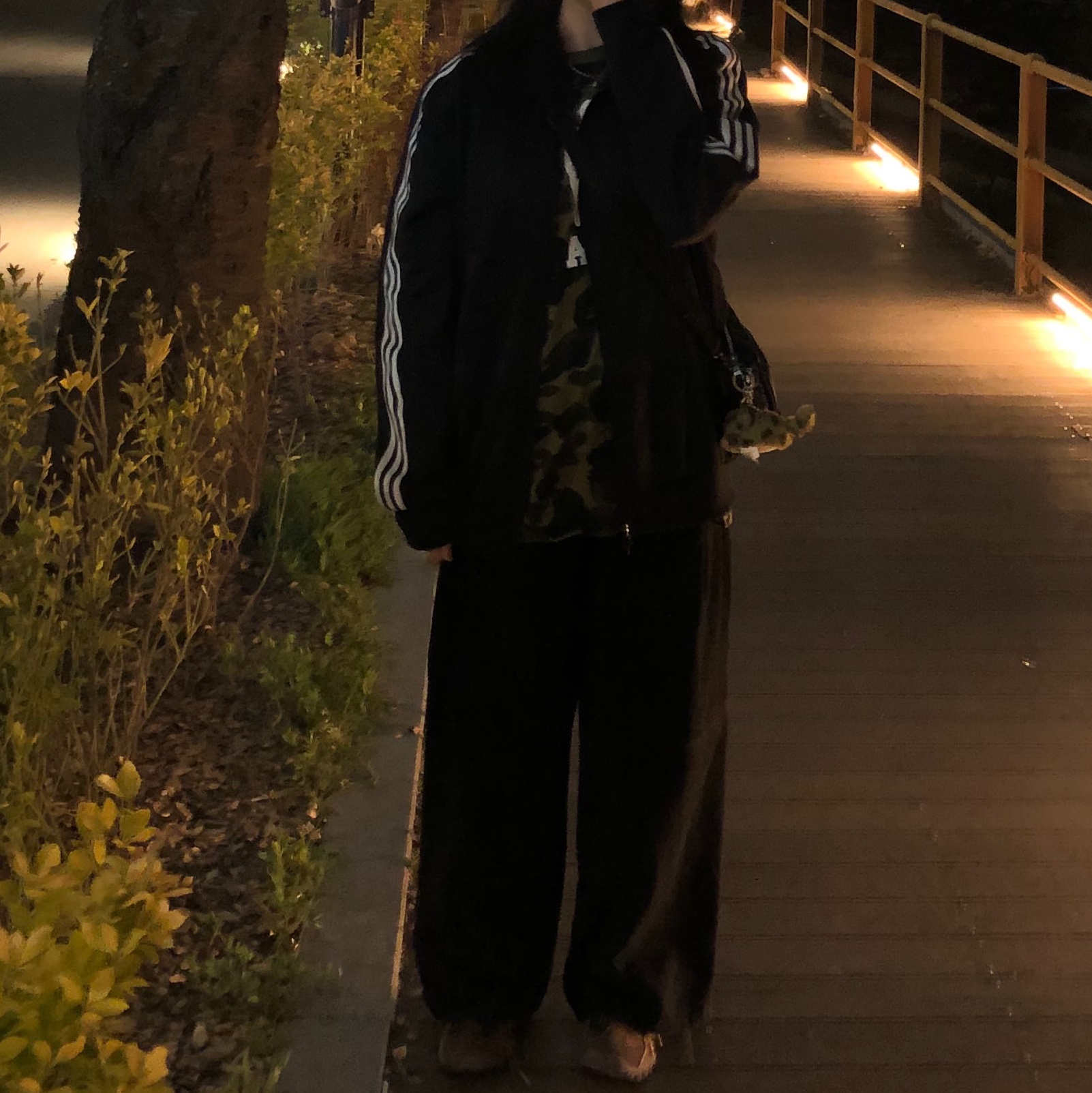 Porter All New Tanker Sling Bag Black, Adidas Adicolor Classic Beckenbauer Track Top Black - KR Sizing 착용 스타일 - 2