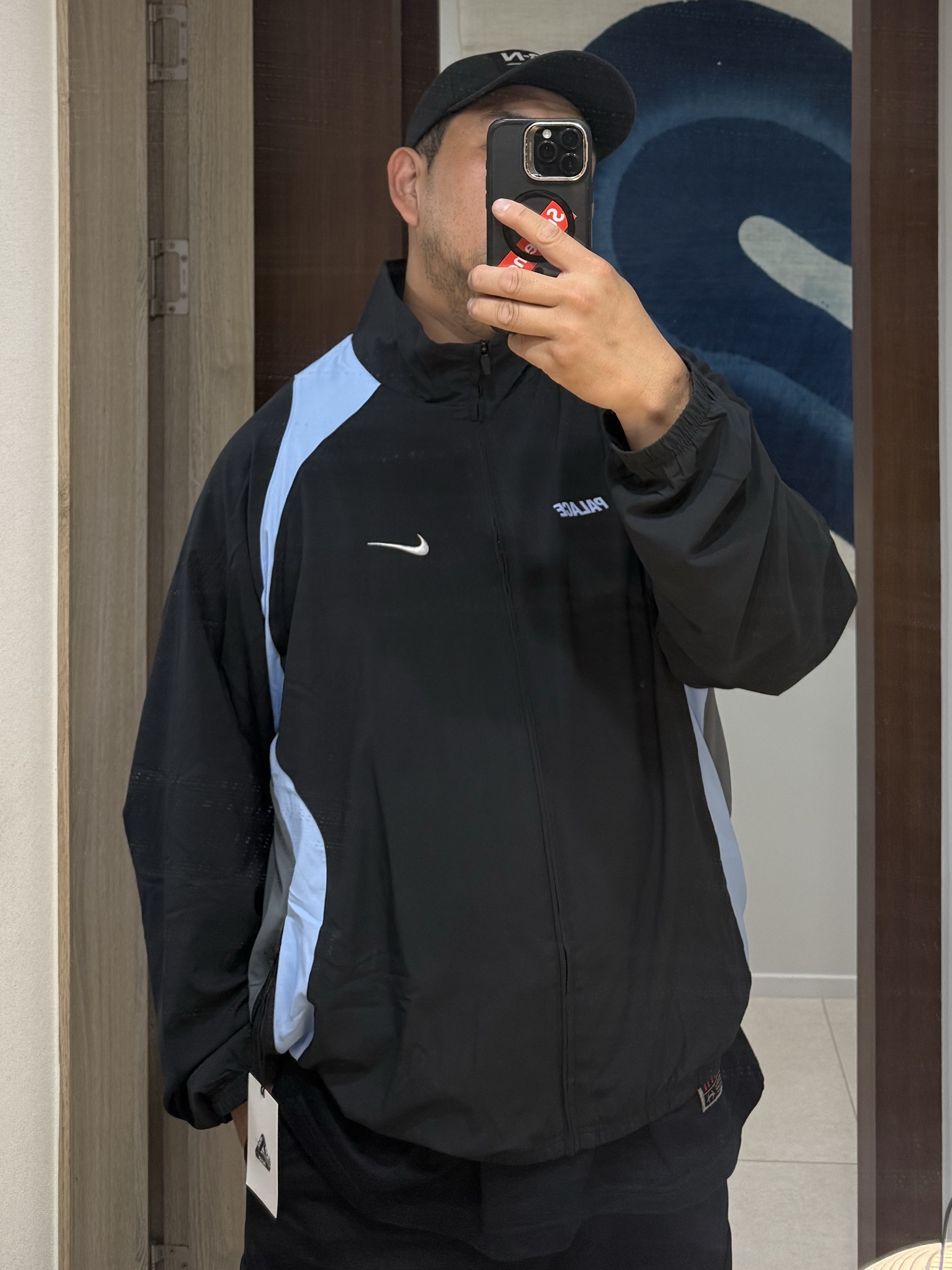 Palace x Nike Track Jacket Black - 26SS, Palace x Nike Font Swoosh Hood Black - 26SS 착용 스타일 - 1