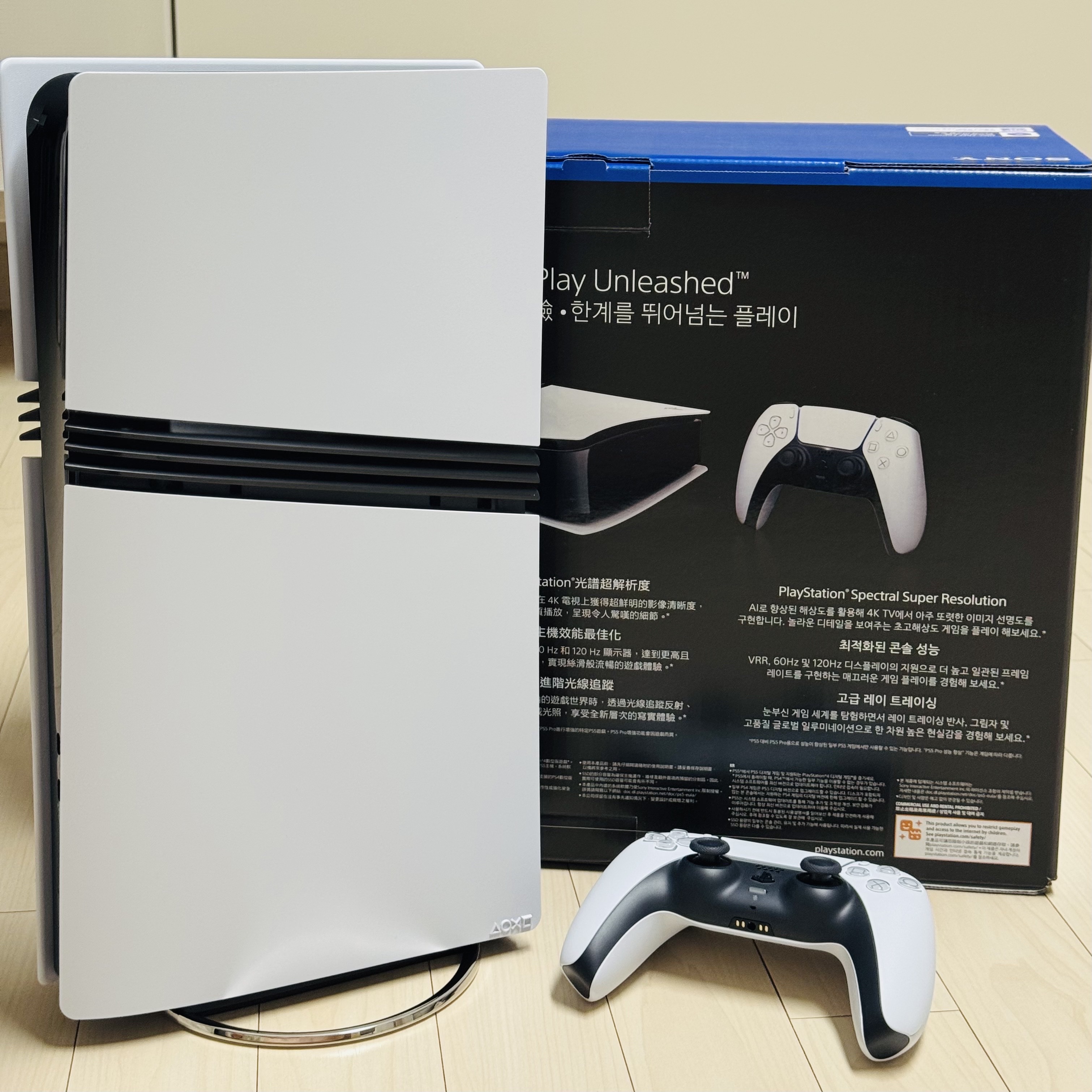 Playstation 5 Pro (SIEK 220V) 착용 스타일 - 2