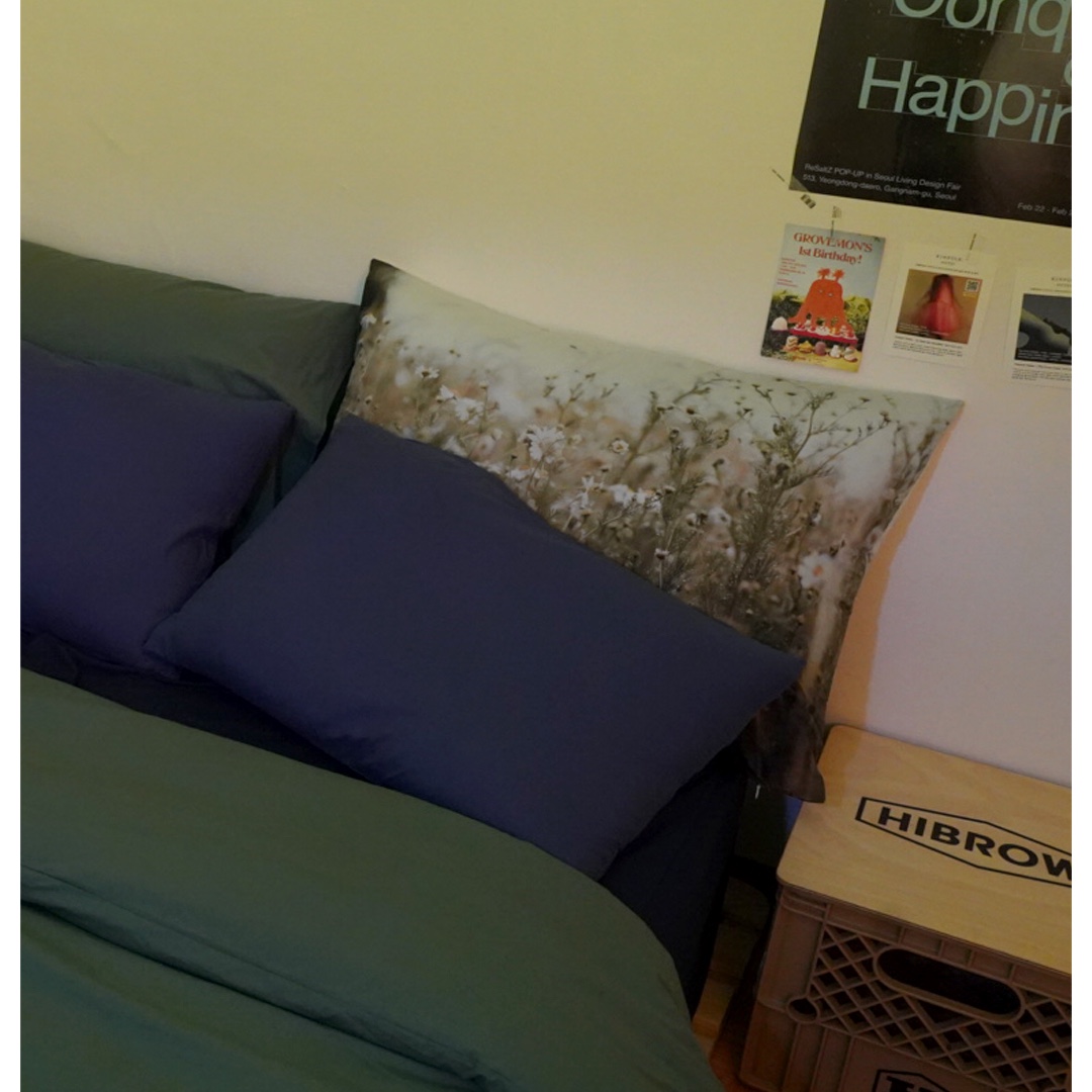 Timeless pillow cover 착용 스타일
