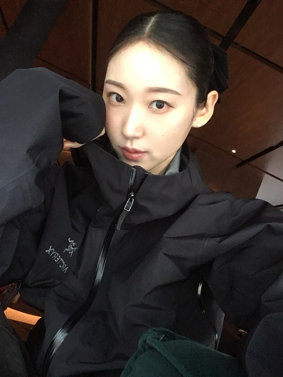 Arc'teryx Beta Jacket Black 착용 스타일