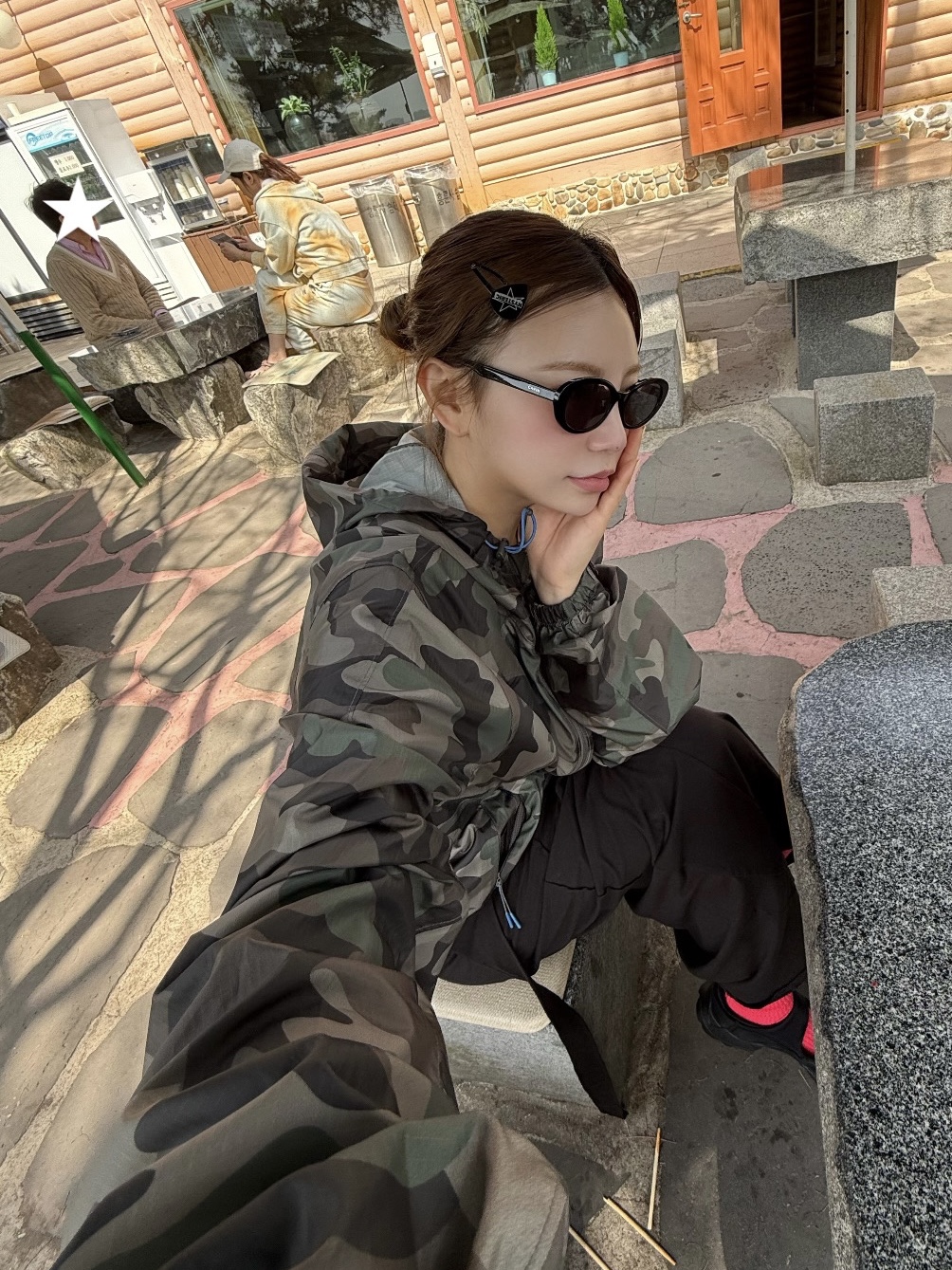 [더블적립] sunlovetour Frame Light Jacket Camo 착용 스타일
