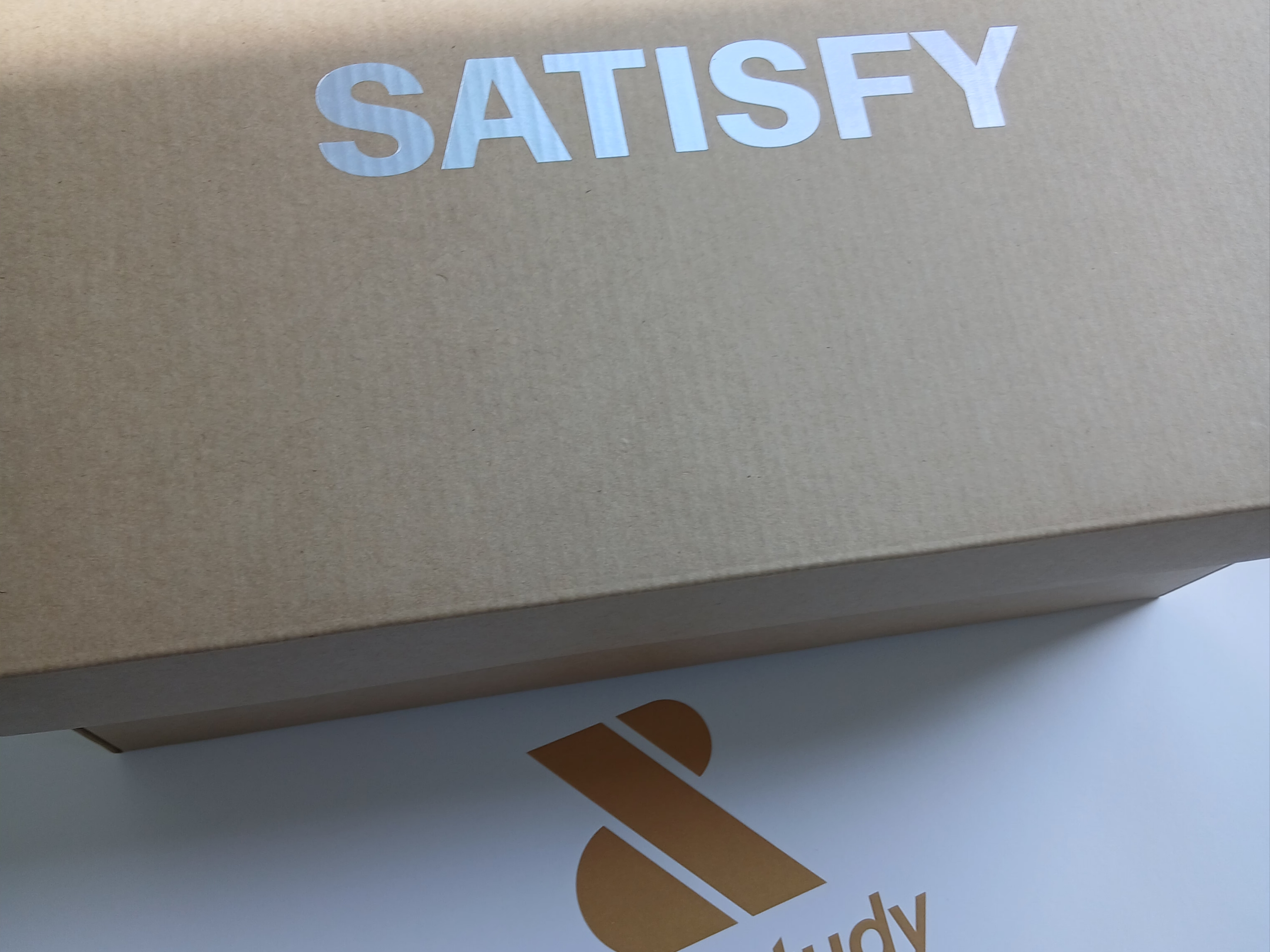 Satisfy The Rocker Shadow (Special Edition), Satisfy The Rocker Shadow 착용 스타일 - 3