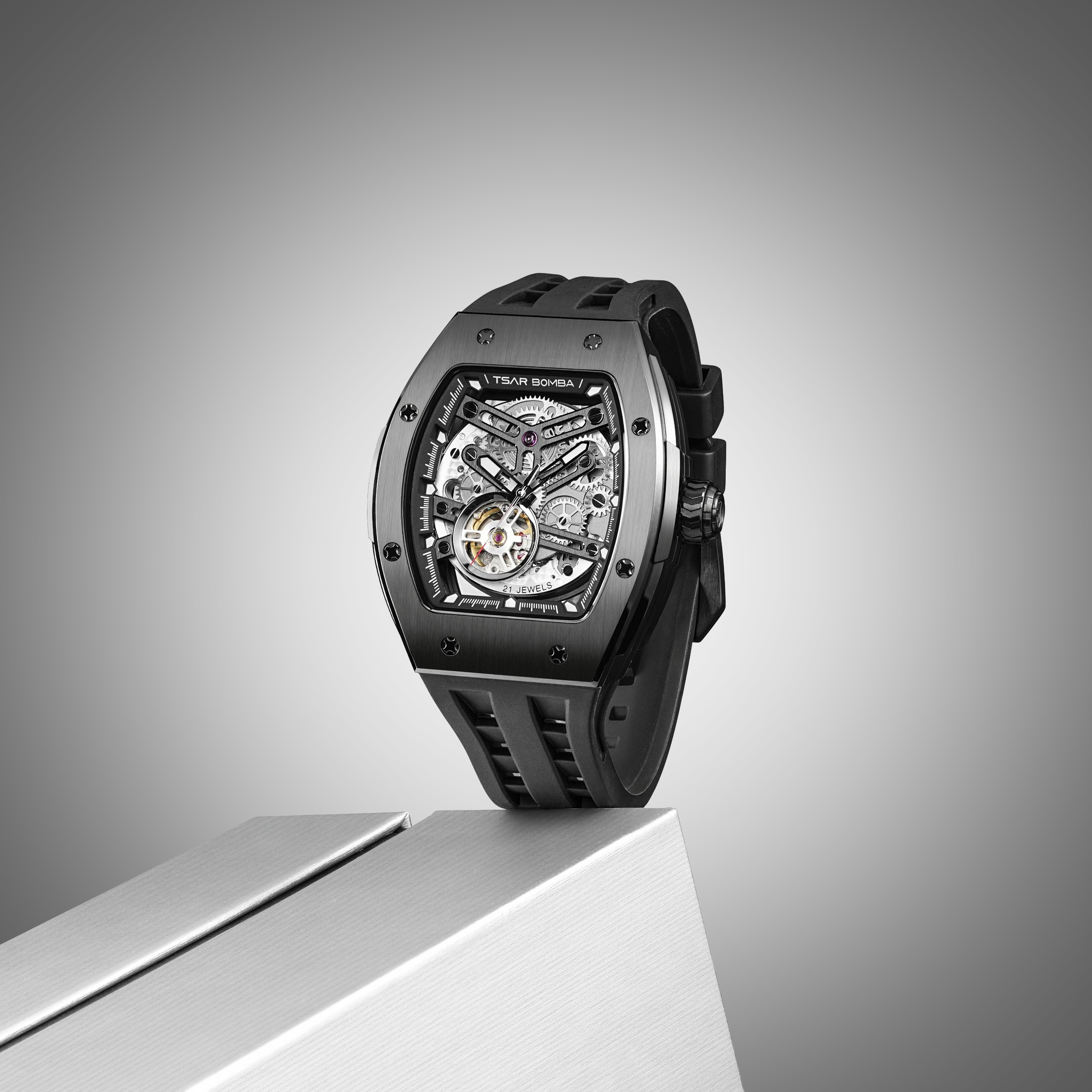 Tsar Bomba Elemental Automatic Watch TB8228A Black 착용 스타일 - 1