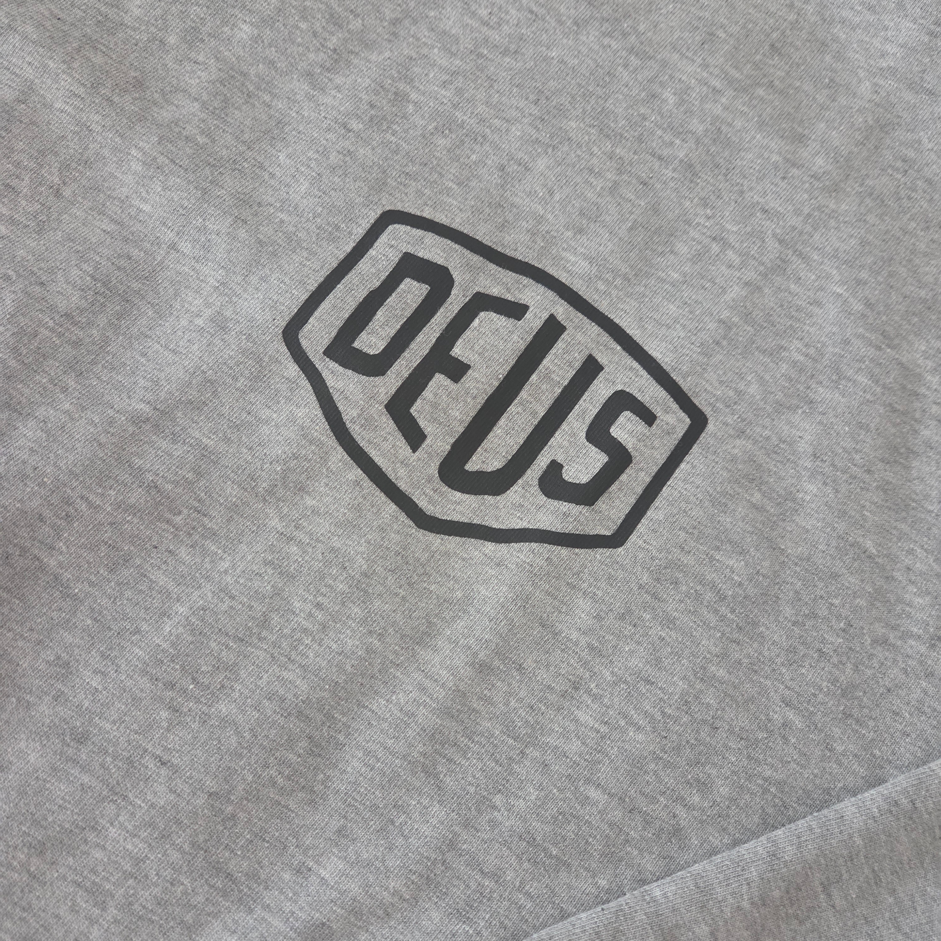 Deus Ex Machina Tokyo Asakusa Address T-Shirt White 착용 스타일