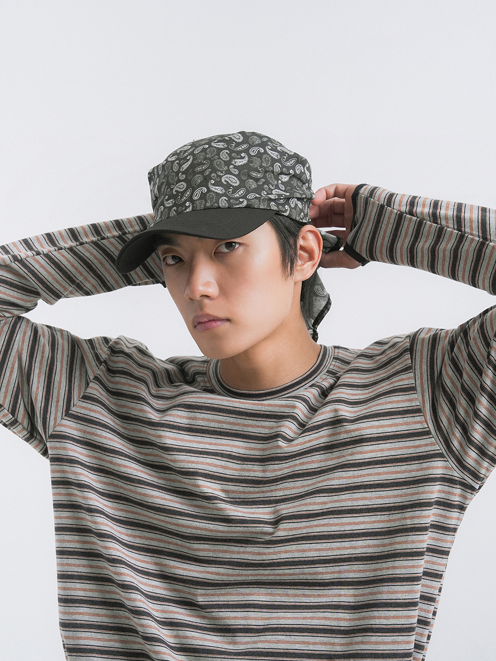 디아더생츄어리 반다나 캡 페이즐리 블랙(THE ATHER SANCTUARY Bandana Cap Paisley Black) - 4