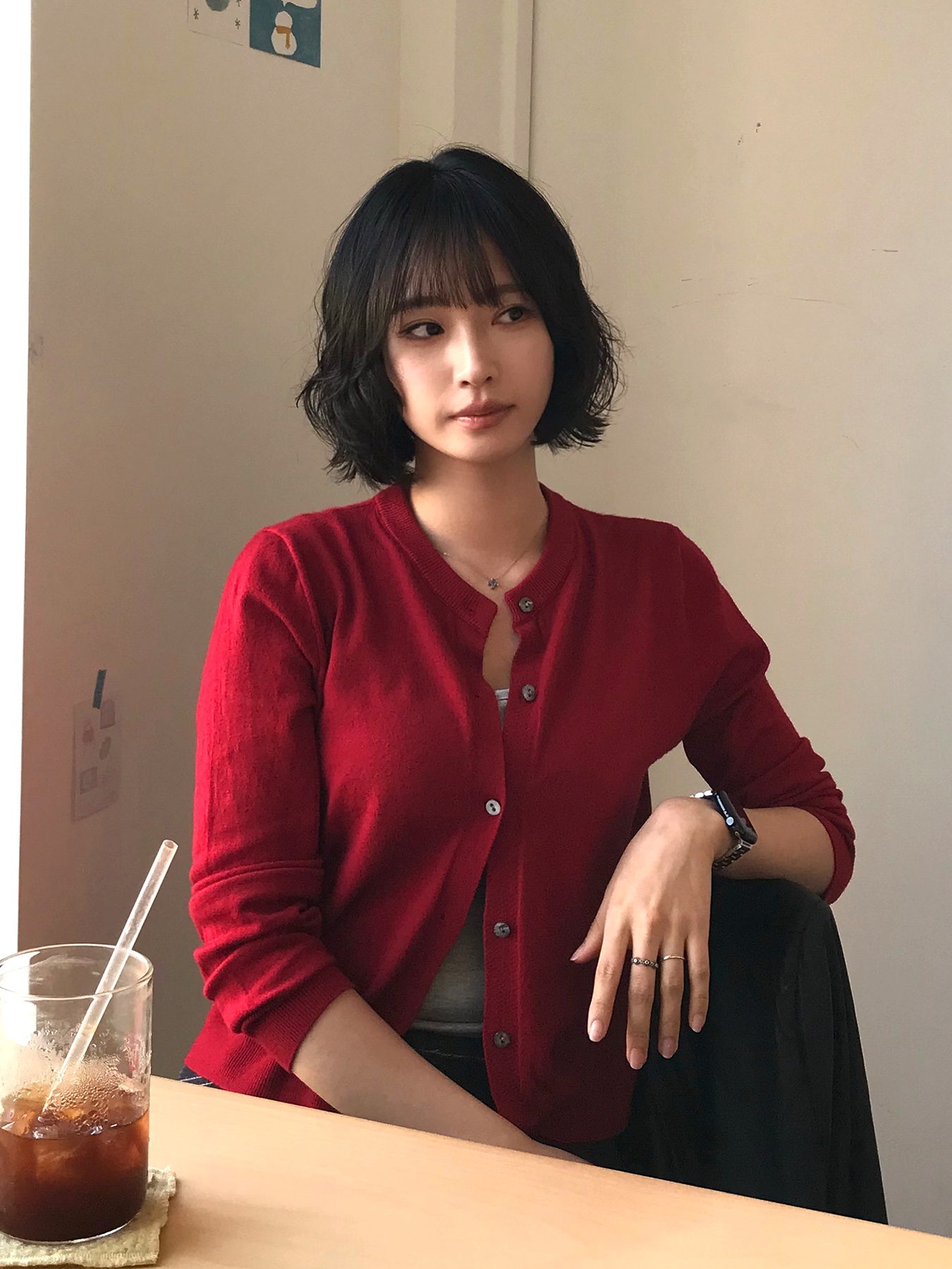 Permanent Archive Air Flex Round Cardigan Deep Red 착용 스타일