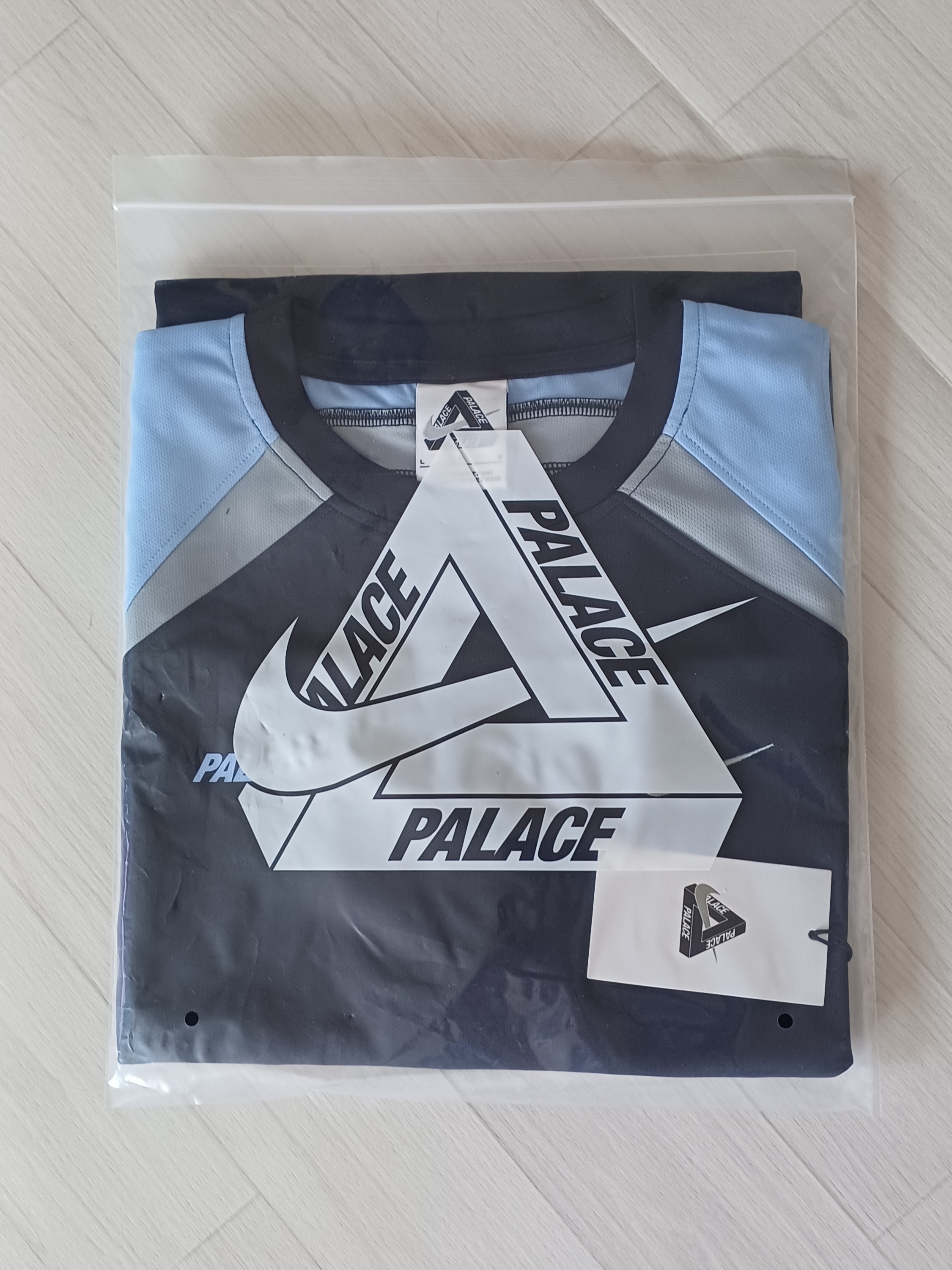 Palace x Nike Jersey Black - 26SS 착용 스타일