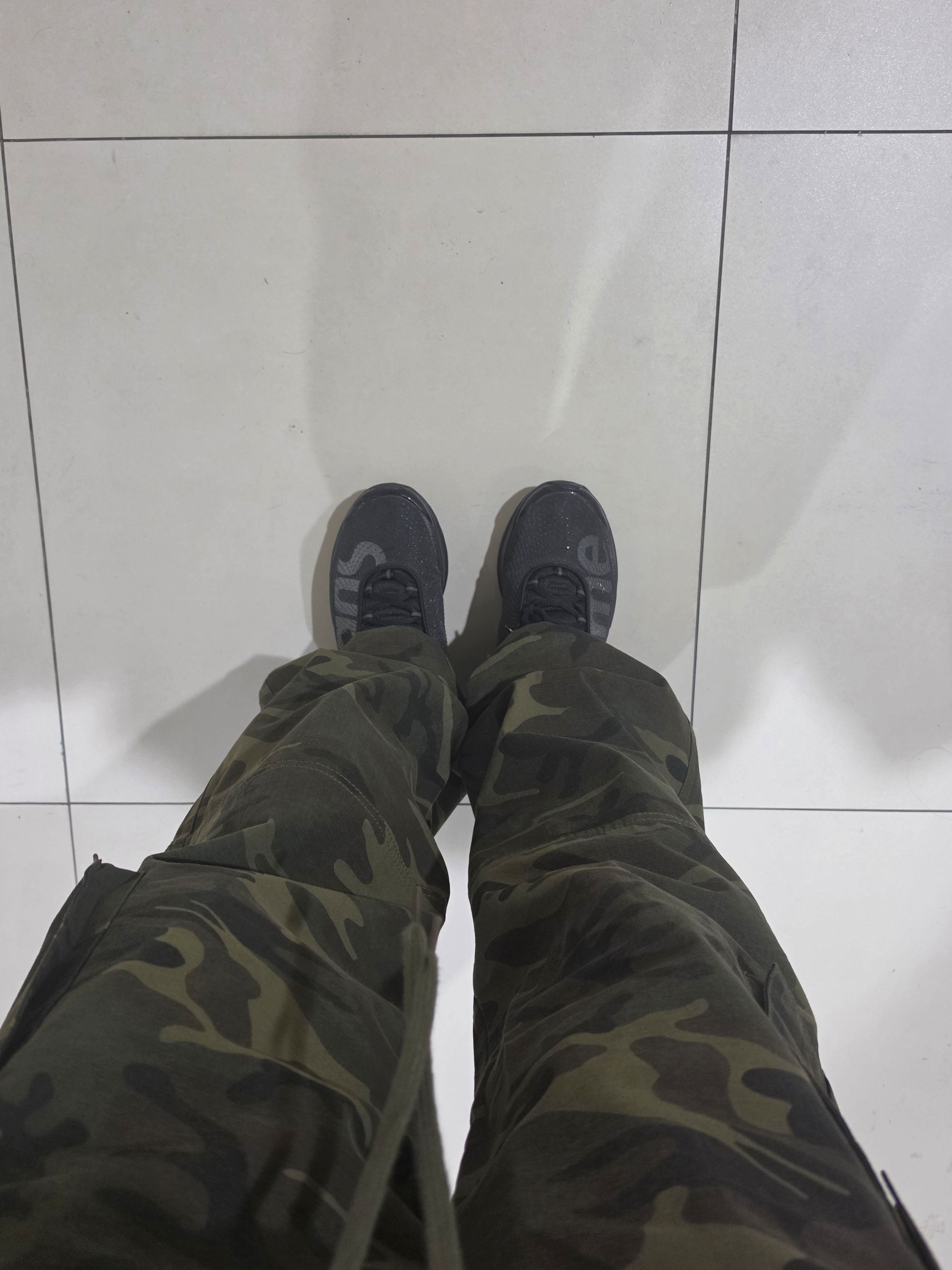 Nike x Supreme Air Max DN SP Black Galactic Jade 착용 스타일
