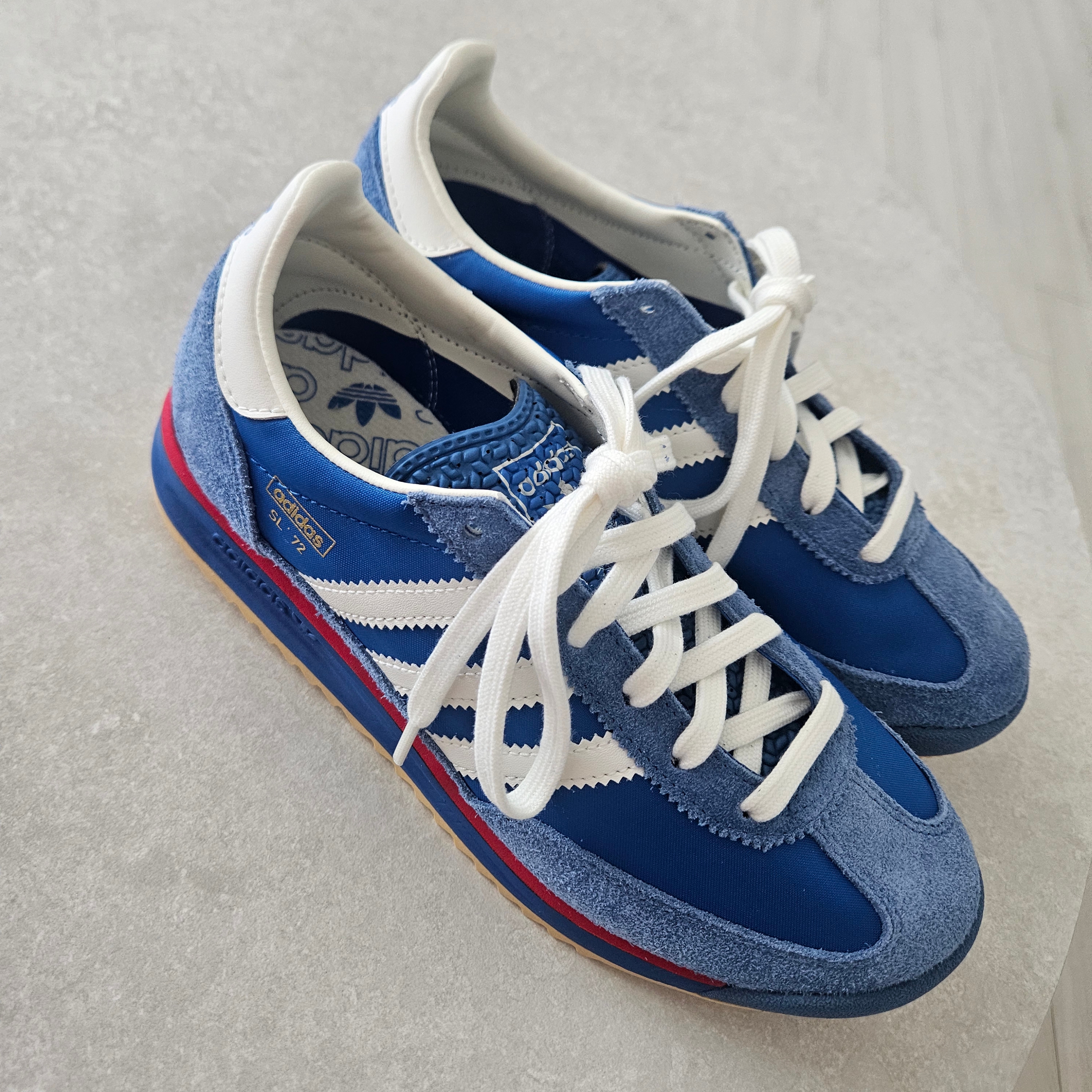 Adidas SL 72 RS Blue Core White, Arc'teryx Heliad 15 Backpack Wicker Sprint 착용 스타일 - 2