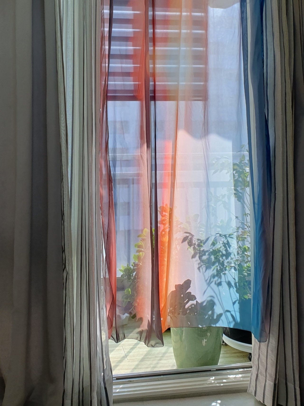 Film effect chiffon curtain / Sunset filter / S Size 착용 스타일