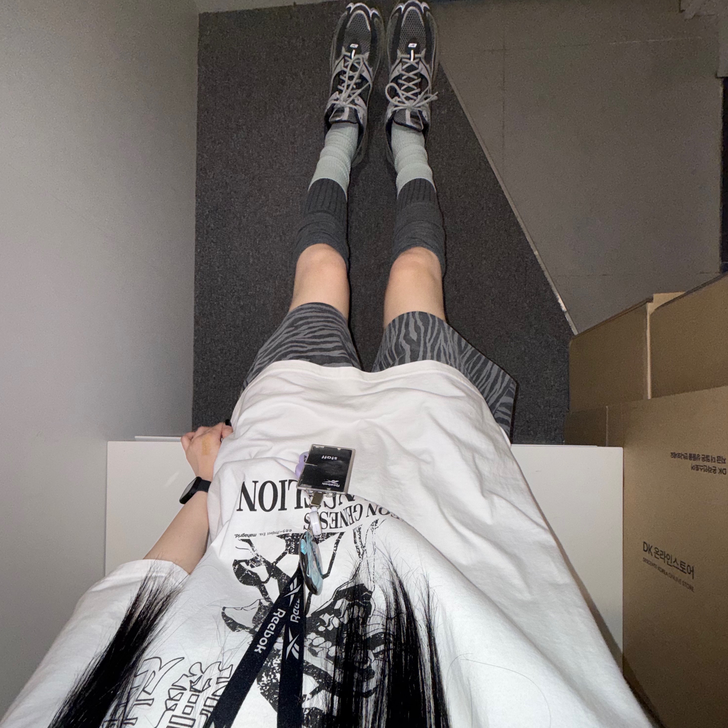 Reebok Trinity KFS Charcoal, Mahagrid x Evangelion Berserk Mode T-Shirt White 착용 스타일 - 2