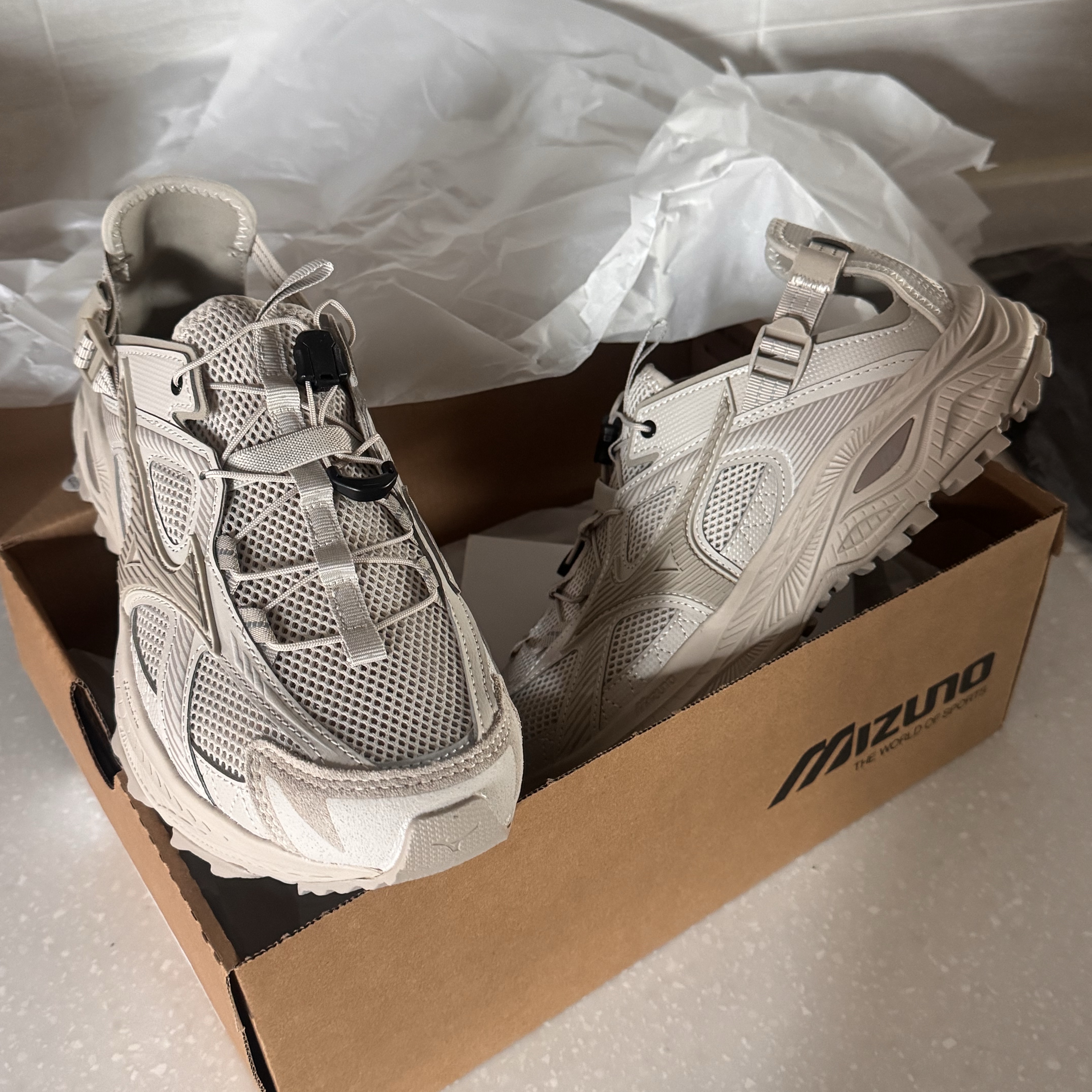 Mizuno Racer Trail SE Sand 착용 스타일