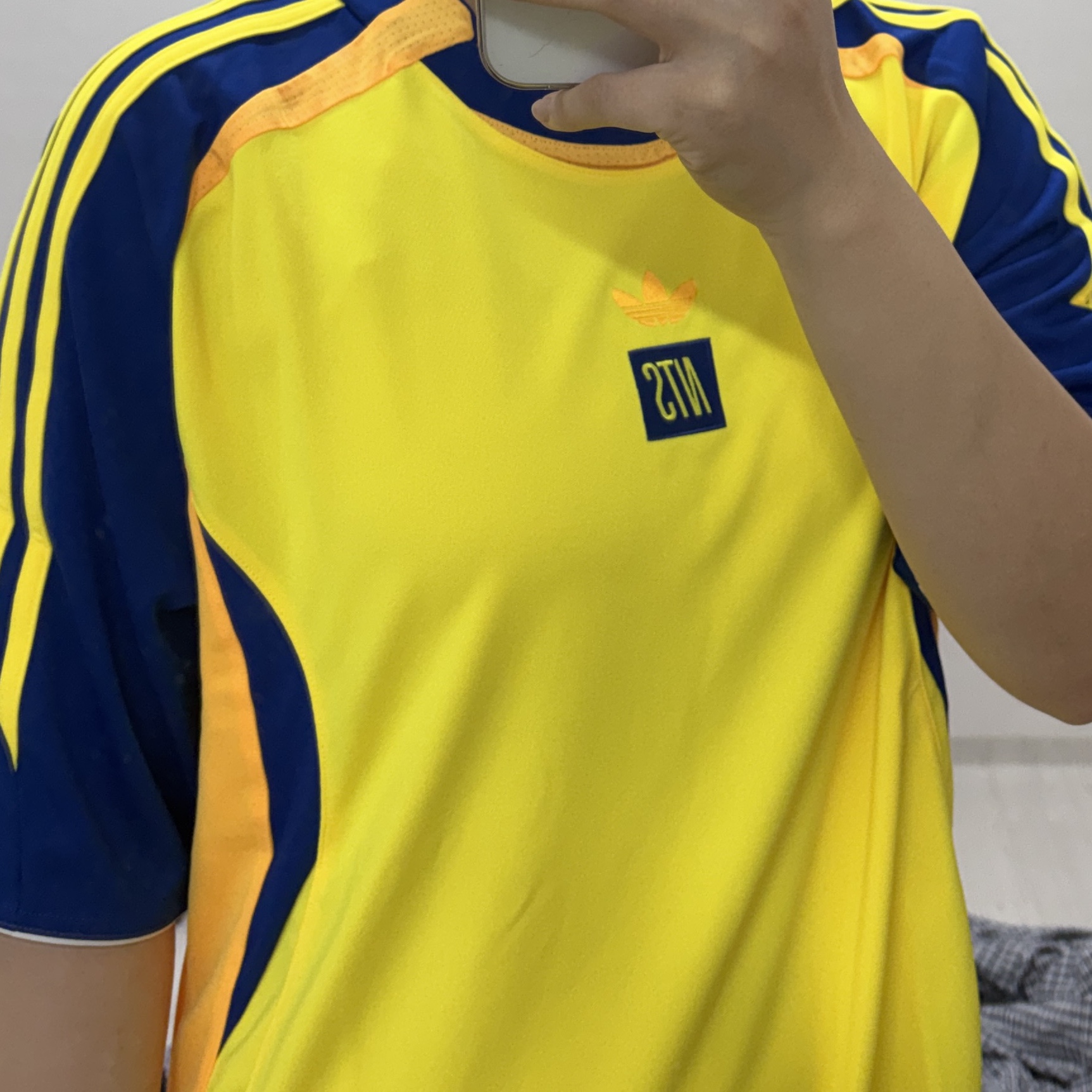 Adidas x NTS Radio Jersey Beam Yellow - KR Sizing 착용 스타일