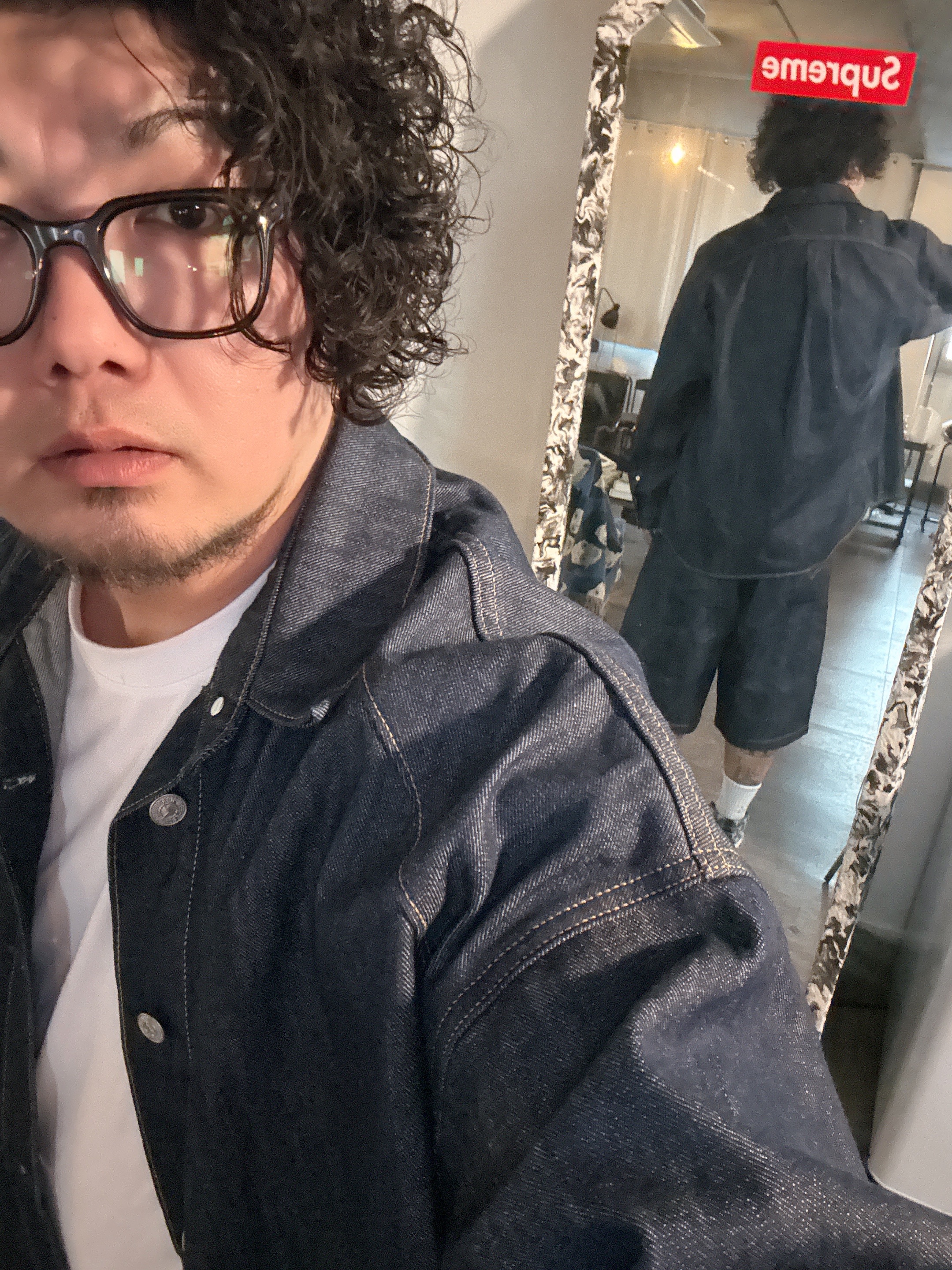 Levi's x Jordan Overshirt Jacket Indigo, Levi's x Jordan Baggy Shorts Indigo 착용 스타일 - 4