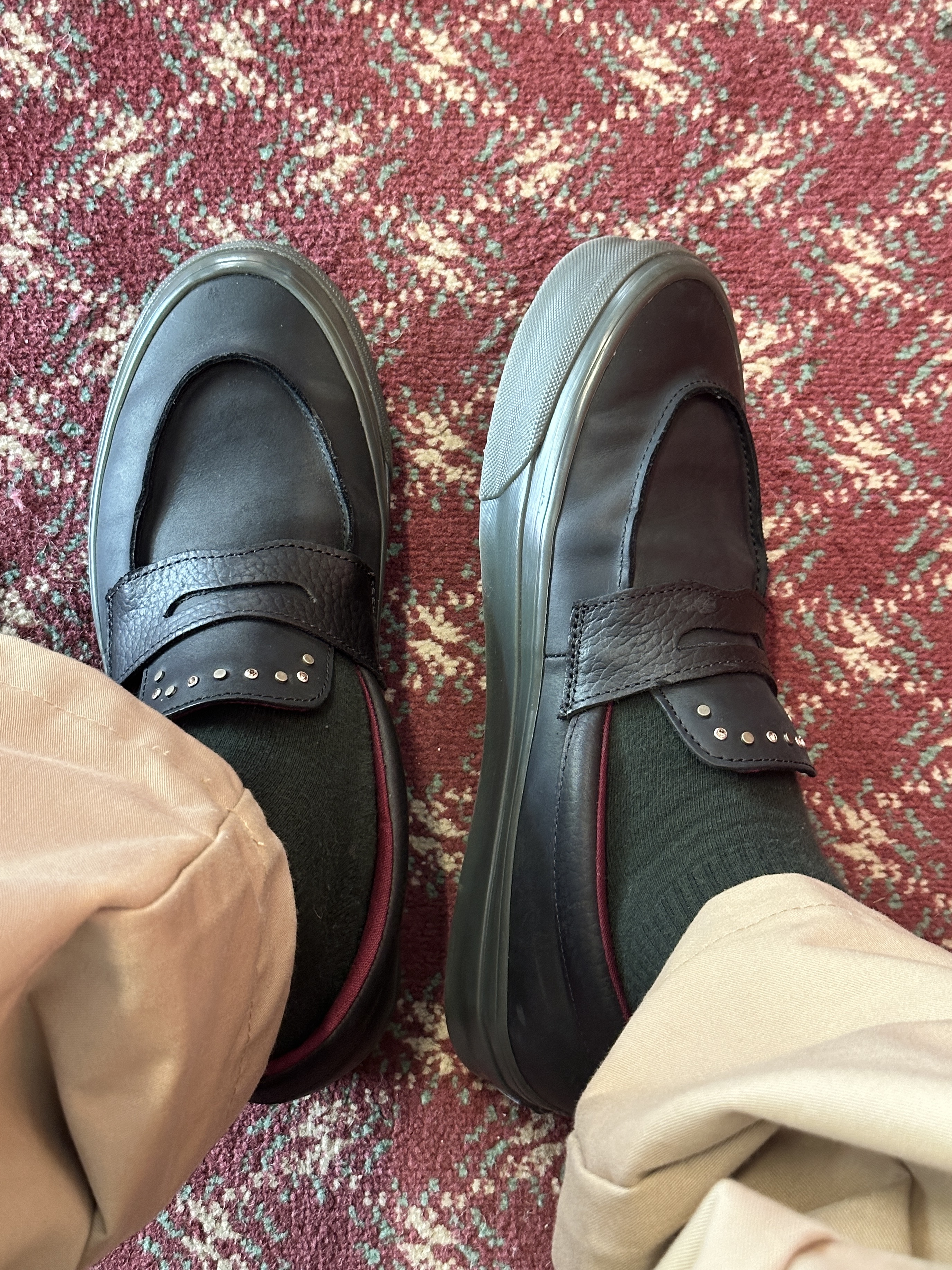 Vans Premium Loafer Black 착용 스타일 - 3