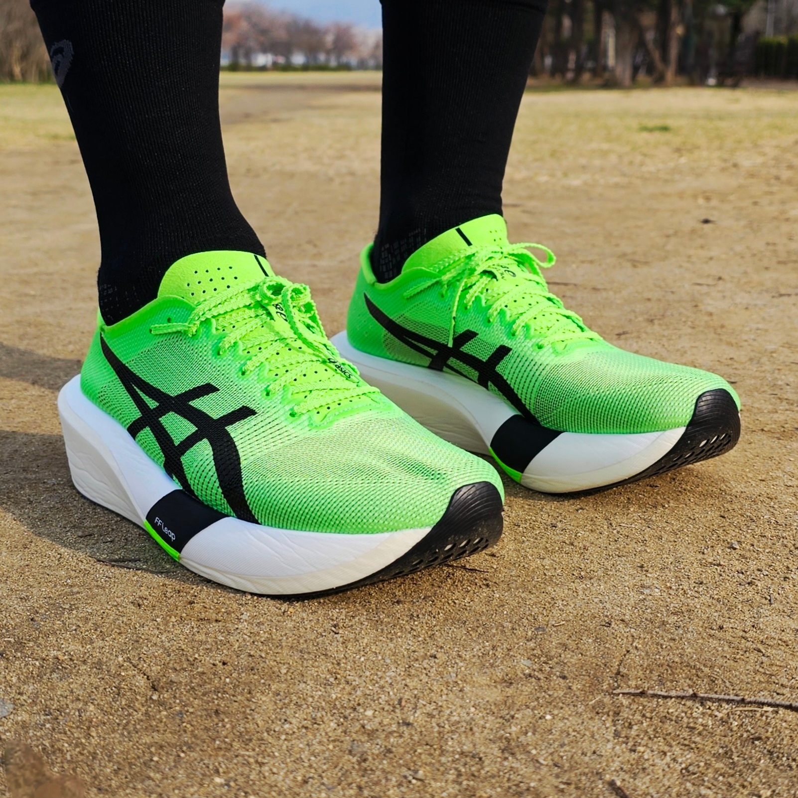 Asics Metaspeed Edge Tokyo Green Gecko Black 착용 스타일