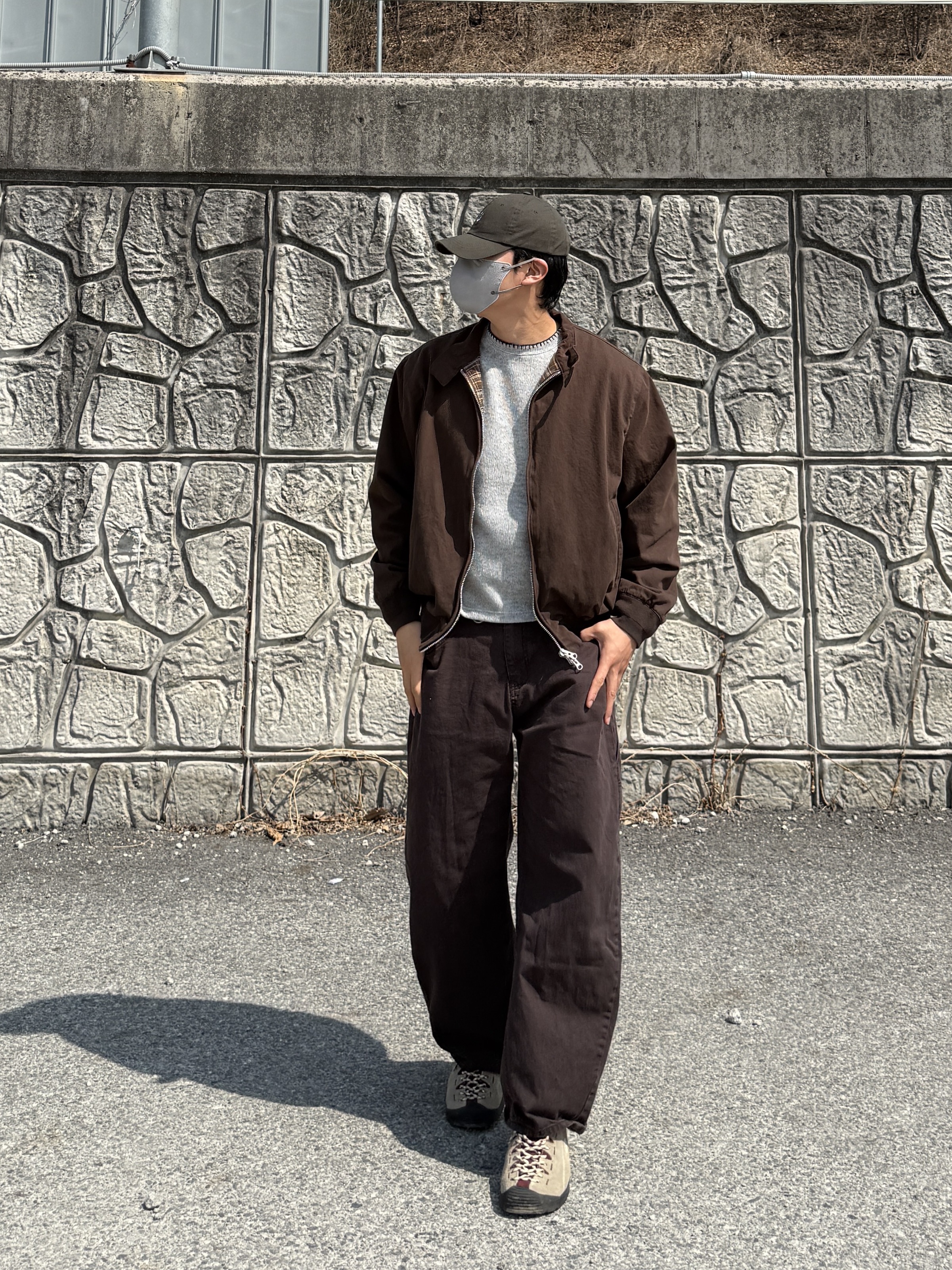 VERUTUM VSH008N Trident Sports Cap Light Khaki, (W) Keen Jasper Rocks SP Sneaker Birch Black 착용 스타일 - 4