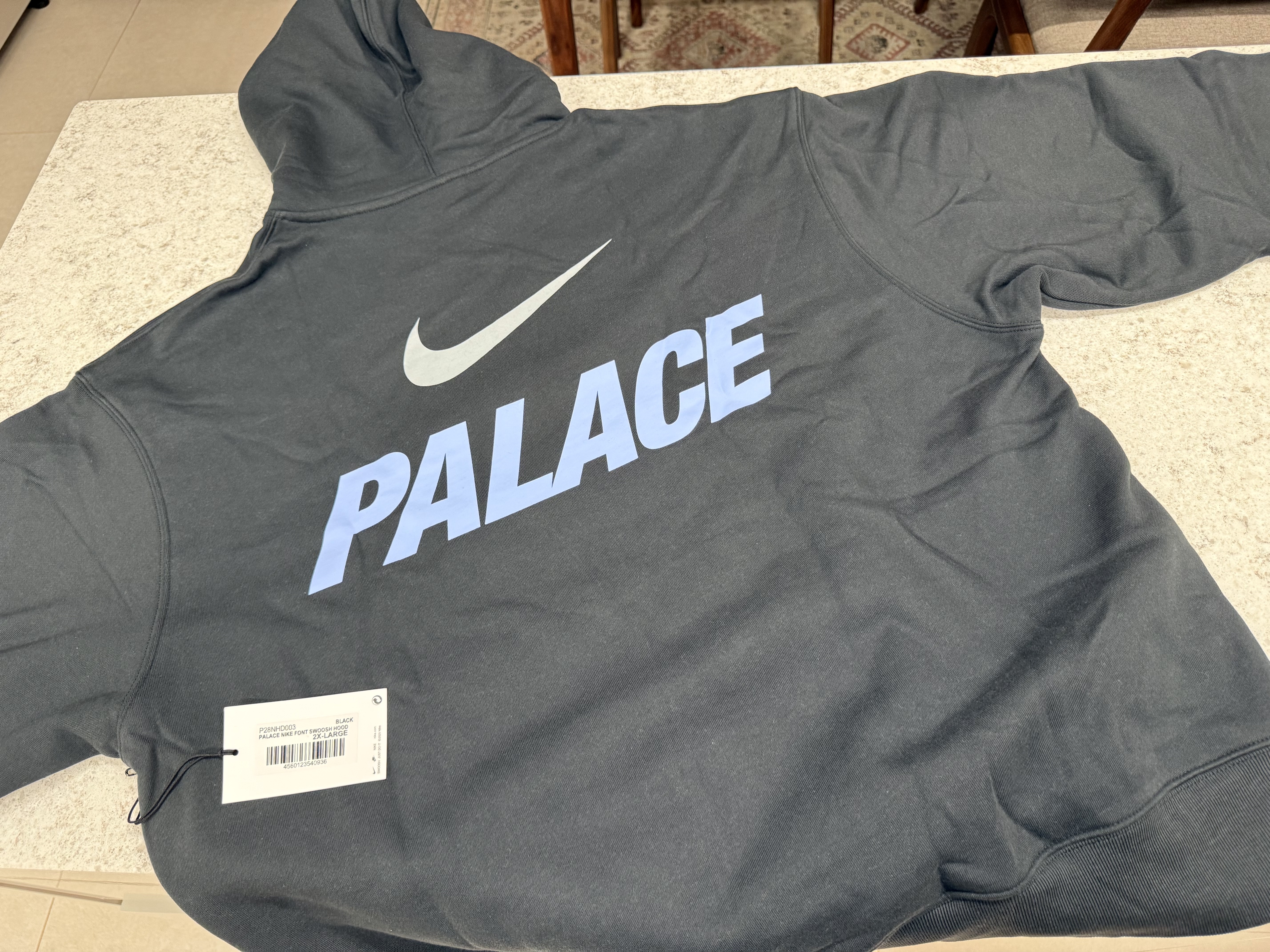 Palace x Nike Track Jacket Black - 26SS, Palace x Nike Font Swoosh Hood Black - 26SS 착용 스타일 - 4
