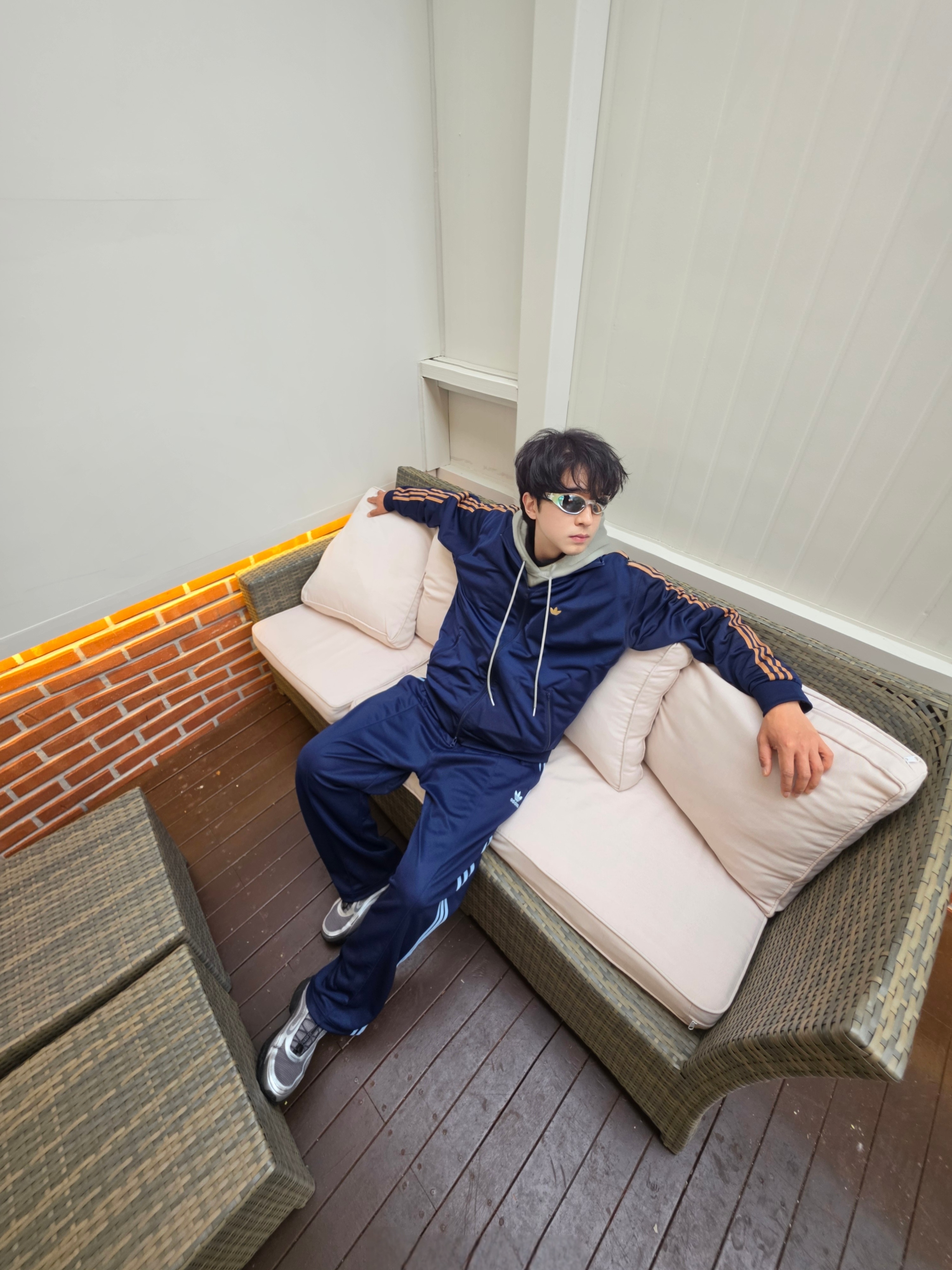 Adidas Track Jacket Night Indigo Mesa - KR Sizing, Adidas Track Jacket Night Indigo Mesa - US Sizing 착용 스타일 - 3
