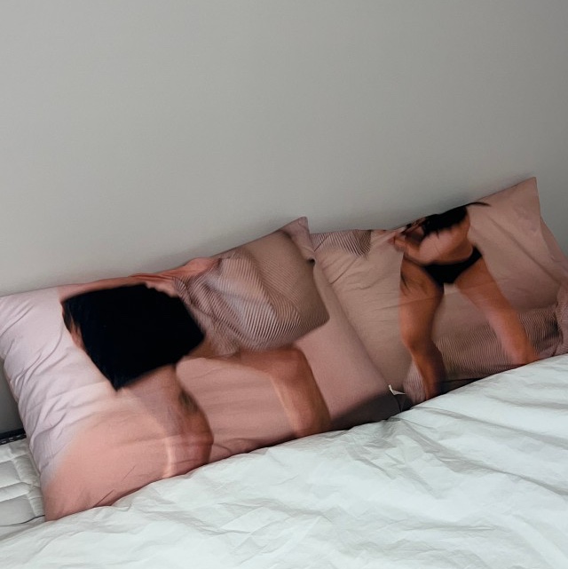 GONHEE Couple pillow cover set (2ea) 착용 스타일