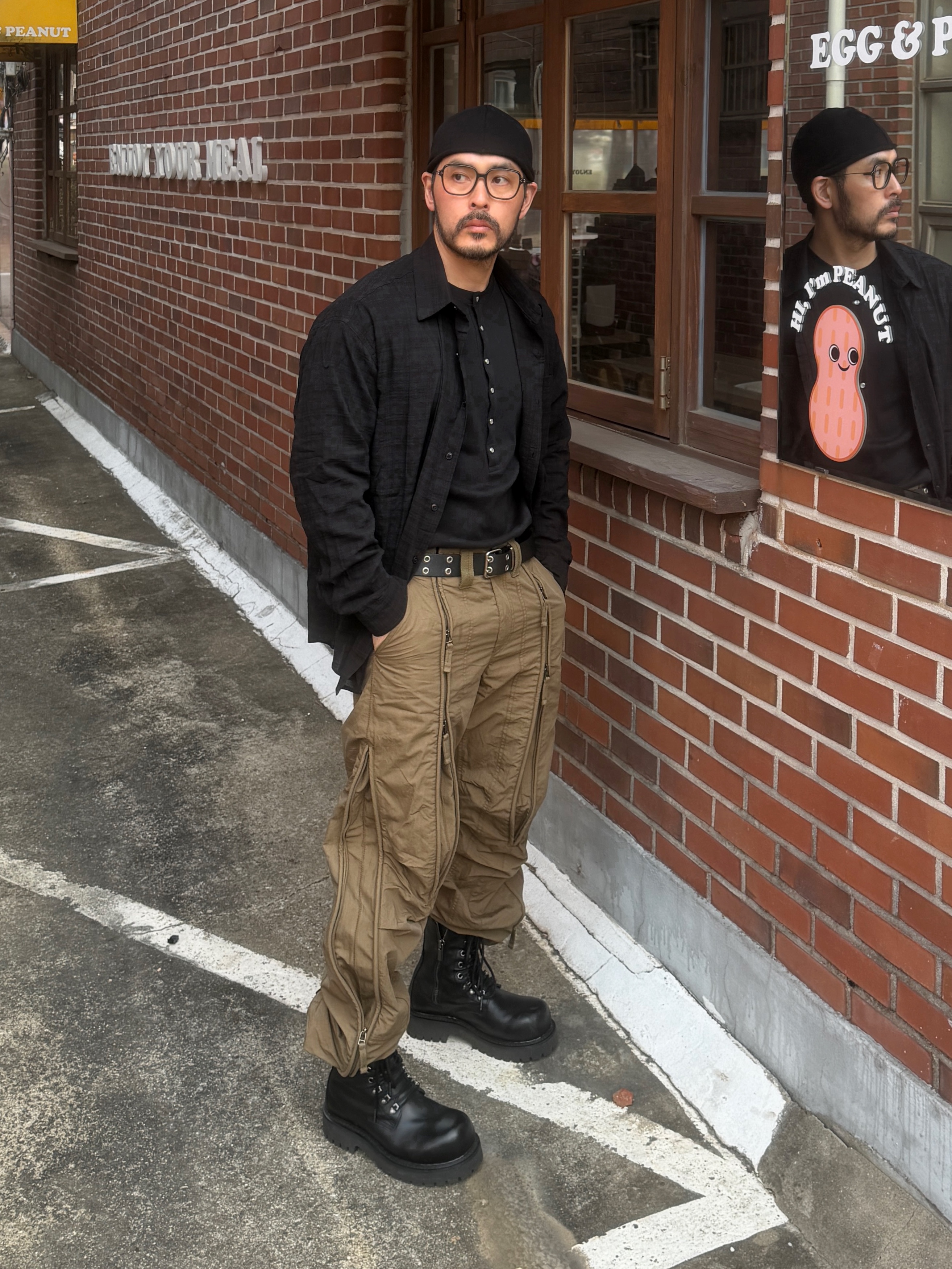 Gentle Monster Mua 01 Black 착용 스타일 - 5