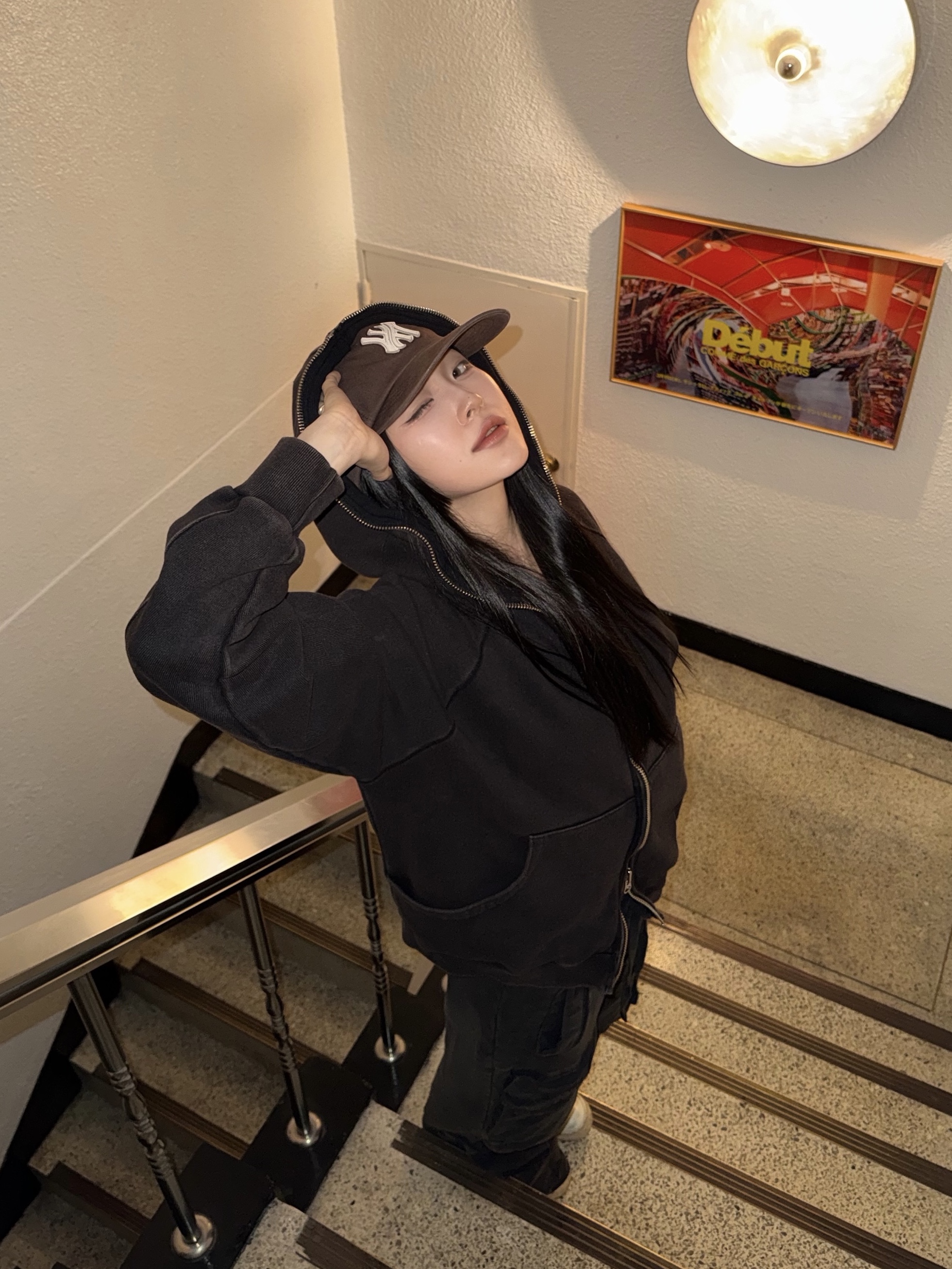 Farfromwhat Far Patch Logo Cap Brown, Farfromwhat Far Washed Full Zip-Up Hoodie 착용 스타일 - 1
