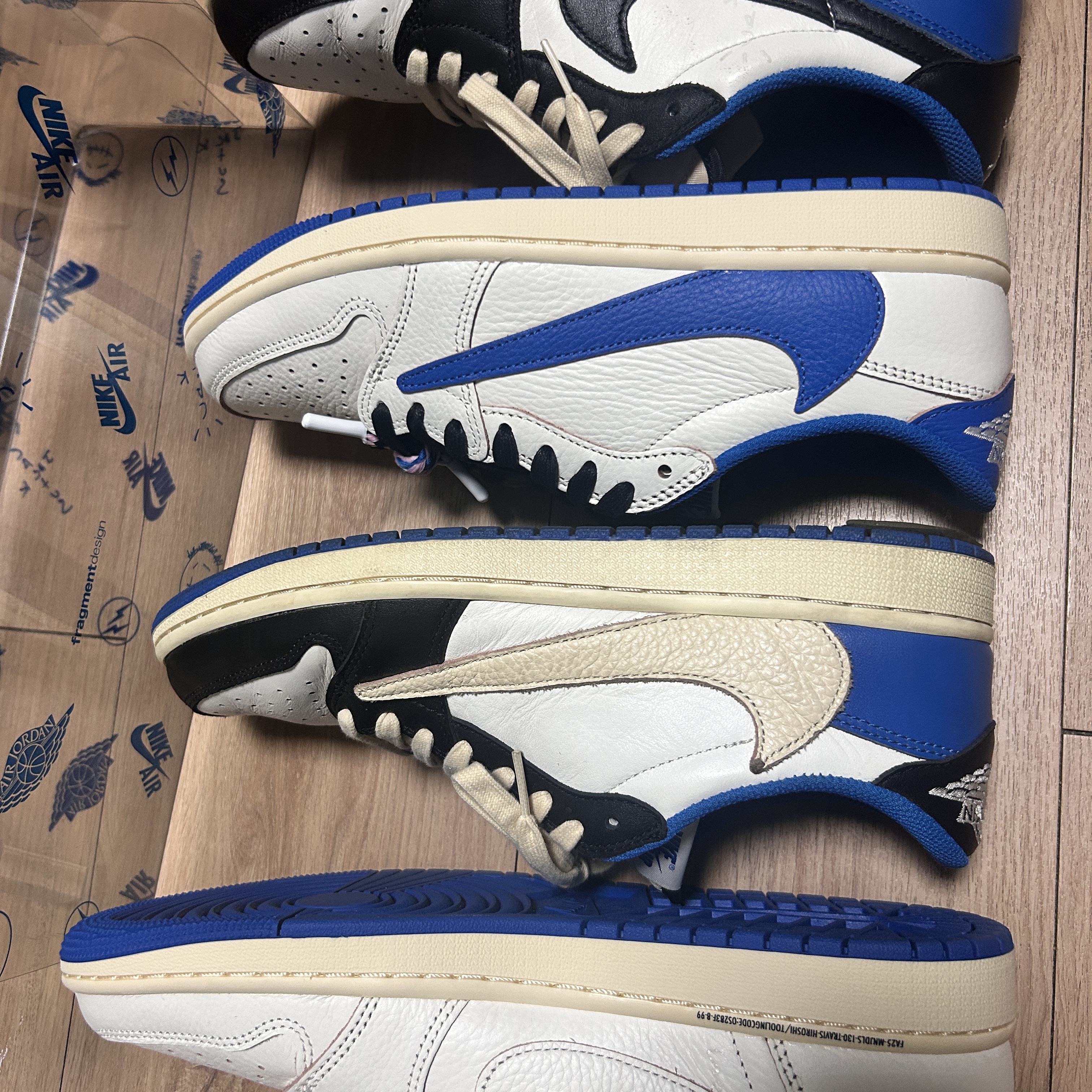 Jordan 1 x Travis Scott x Fragment Retro Low OG SP Sail Military Blue, Jordan 1 x Travis Scott x Fragment Retro Low OG SP Military Blue 착용 스타일